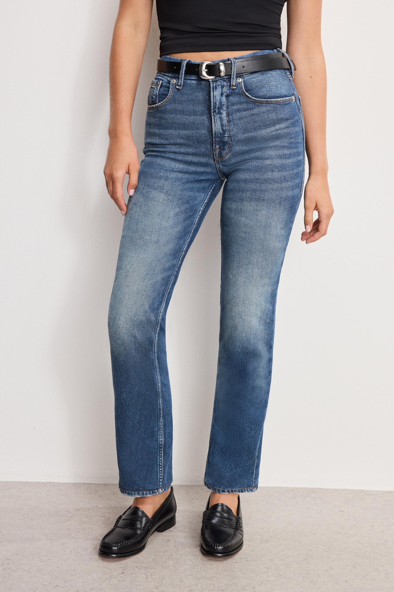 GOOD ICON STRAIGHT ANKLE JEANS | INDIGO1082 Product Image