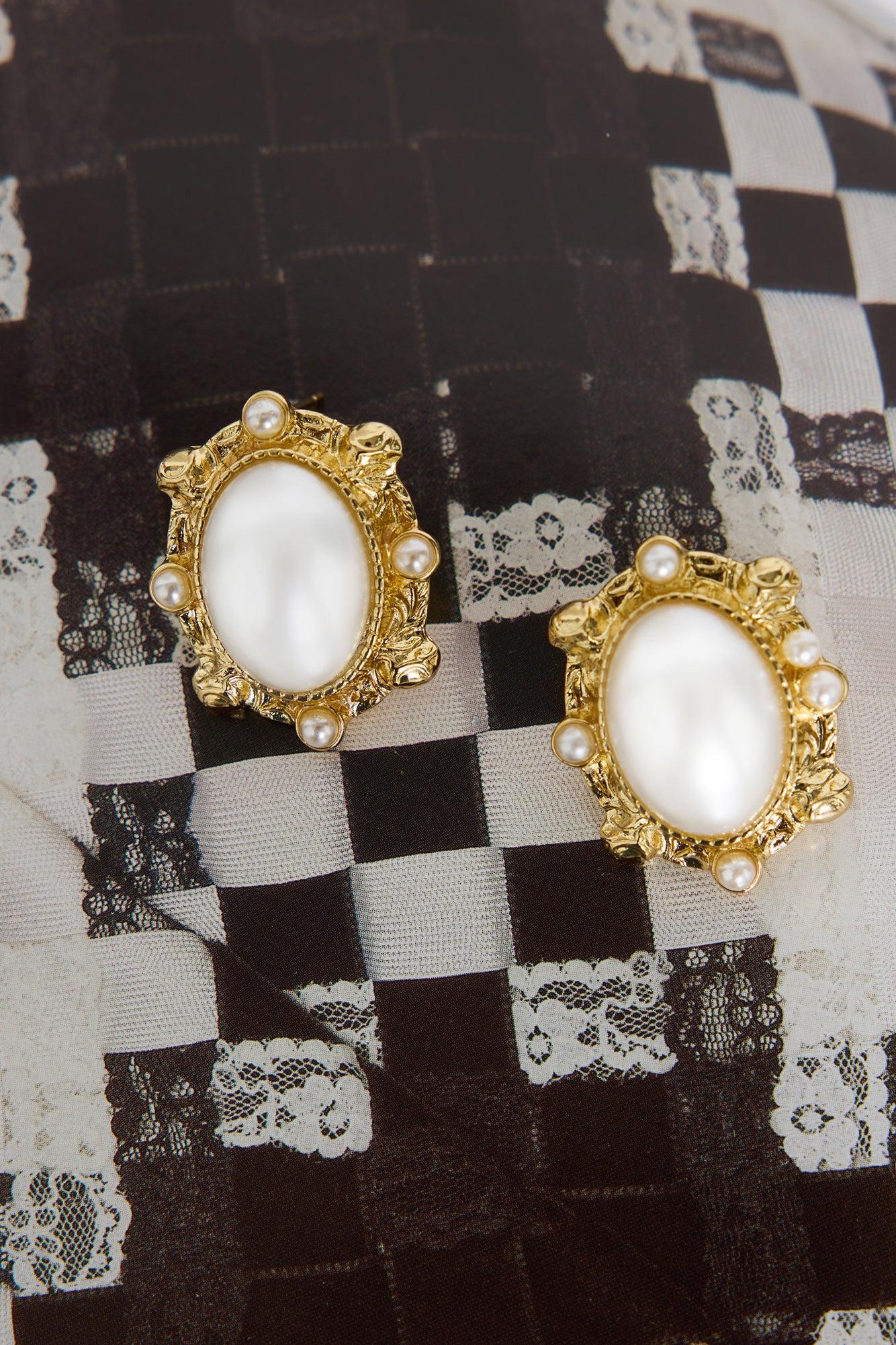 18k Gold Plated Mirror Pearls Earrings Gold Product Image