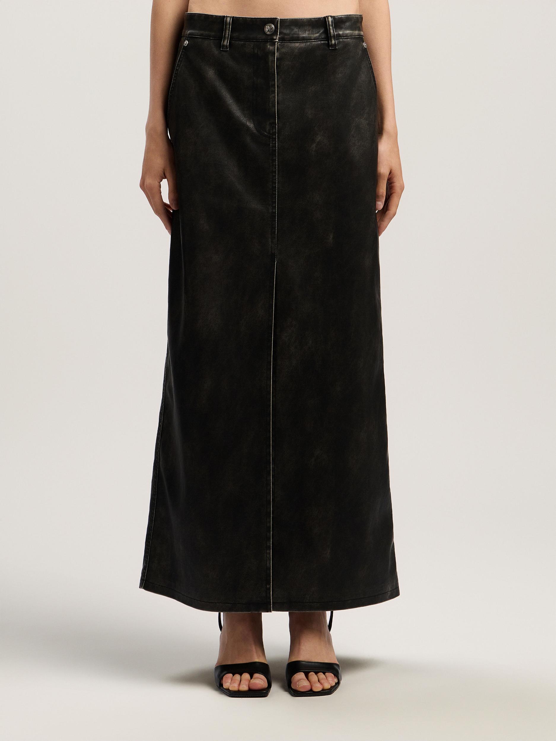 Curved Logo Coated Long Skirt Product Image