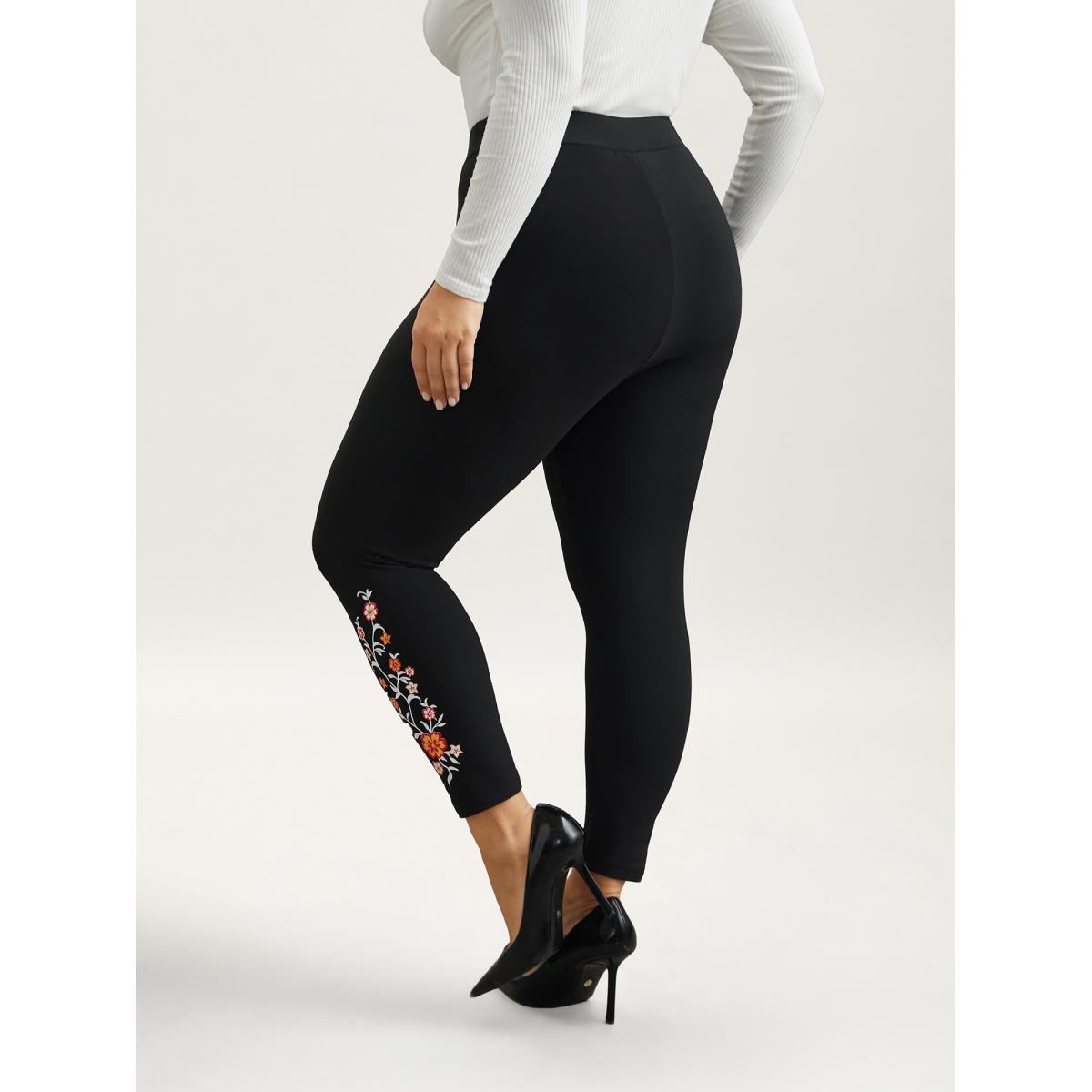 Plus Size Floral Detail Mid-Rise Leggings Women Black Elegant High stretch Skinny Mid Rise Everyday Leggings BloomChic 14-16/1X Product Image