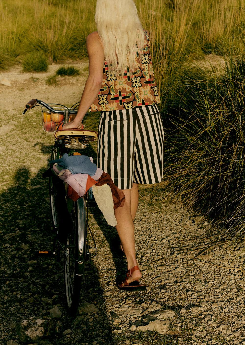 Wave Stripe Block Print Cotton Shorts | Ecru/Chocolate Product Image