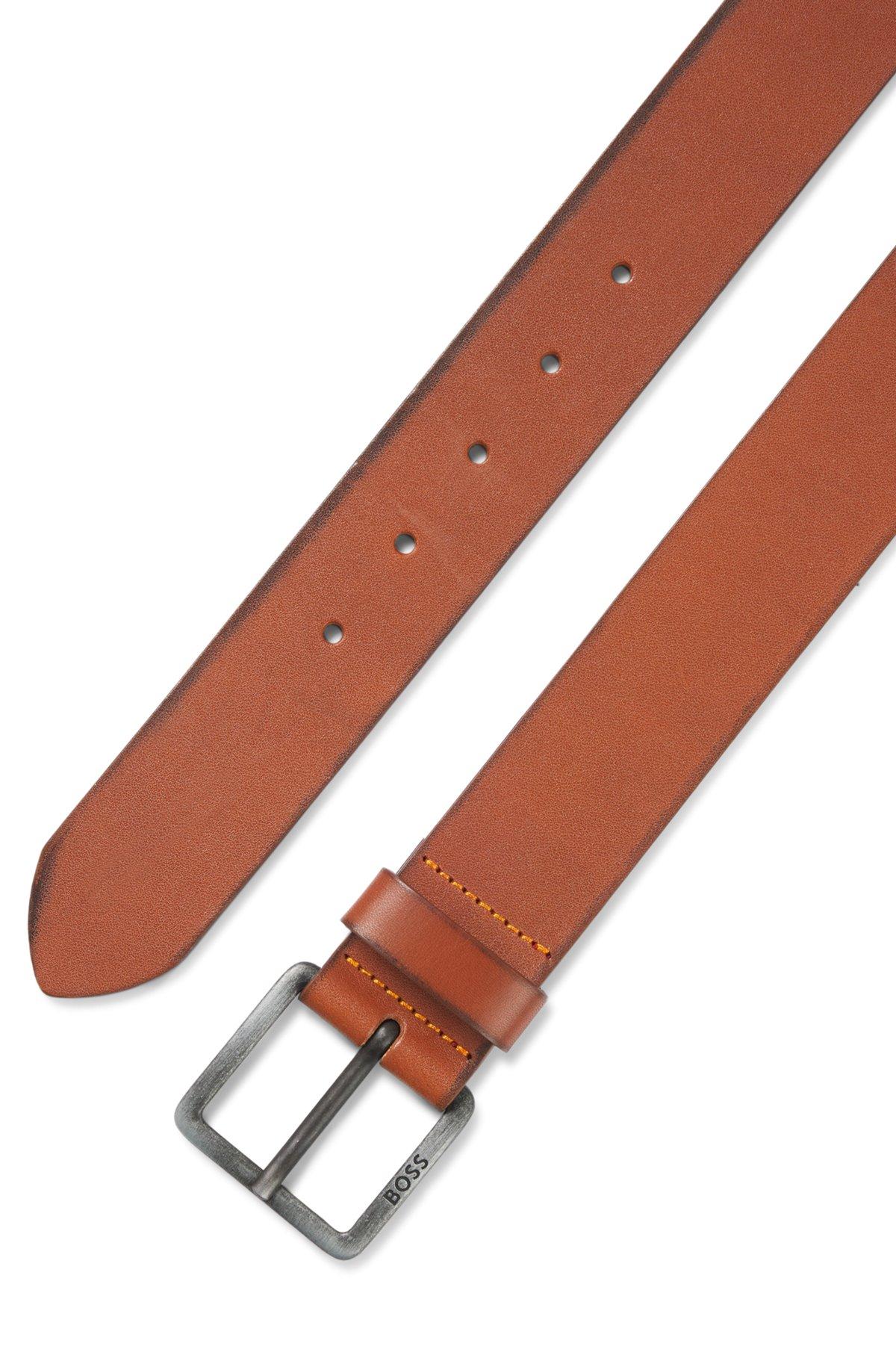 Leather belt with logo buckle Product Image