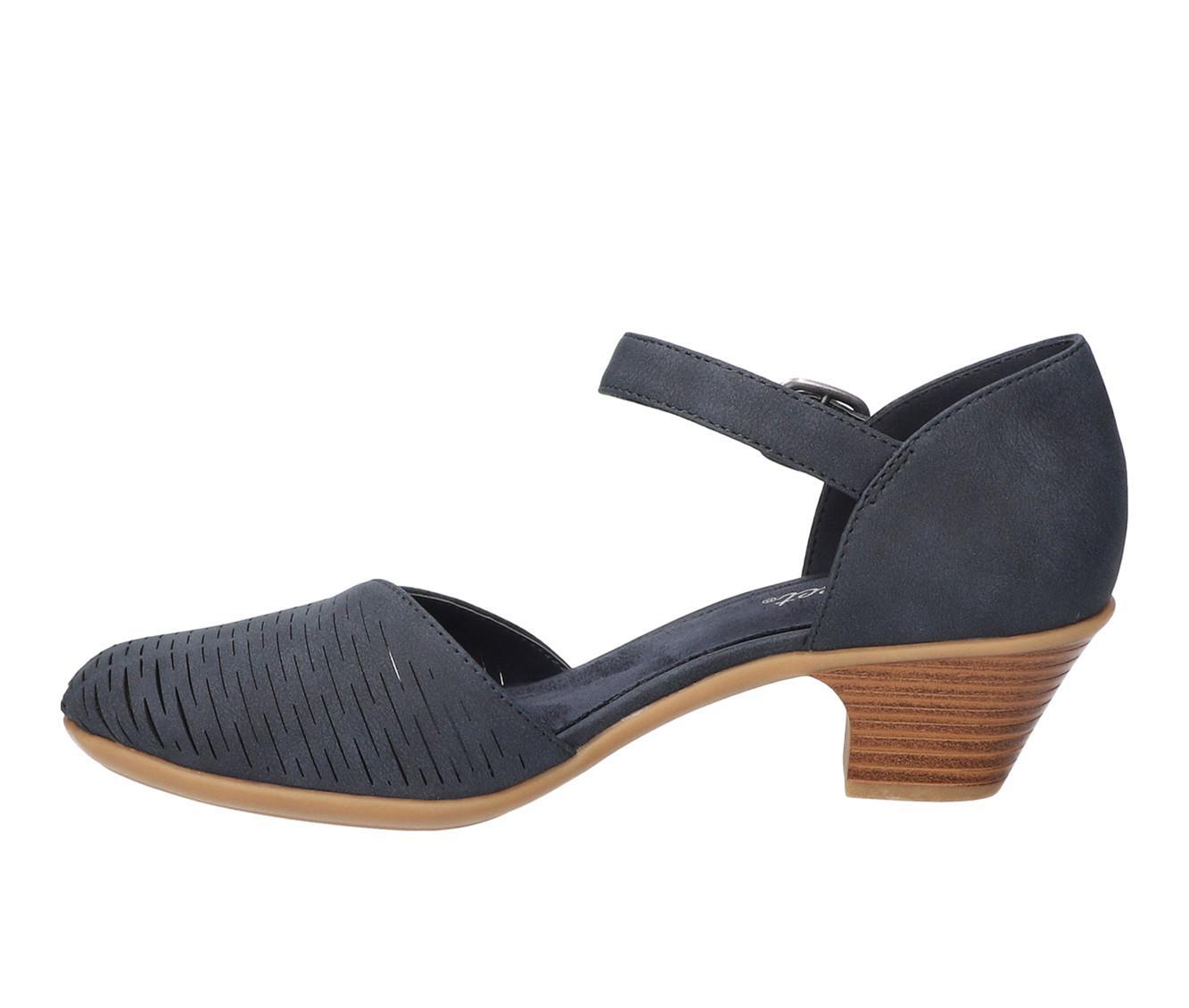 Women's Easy Street Justina Pumps Product Image