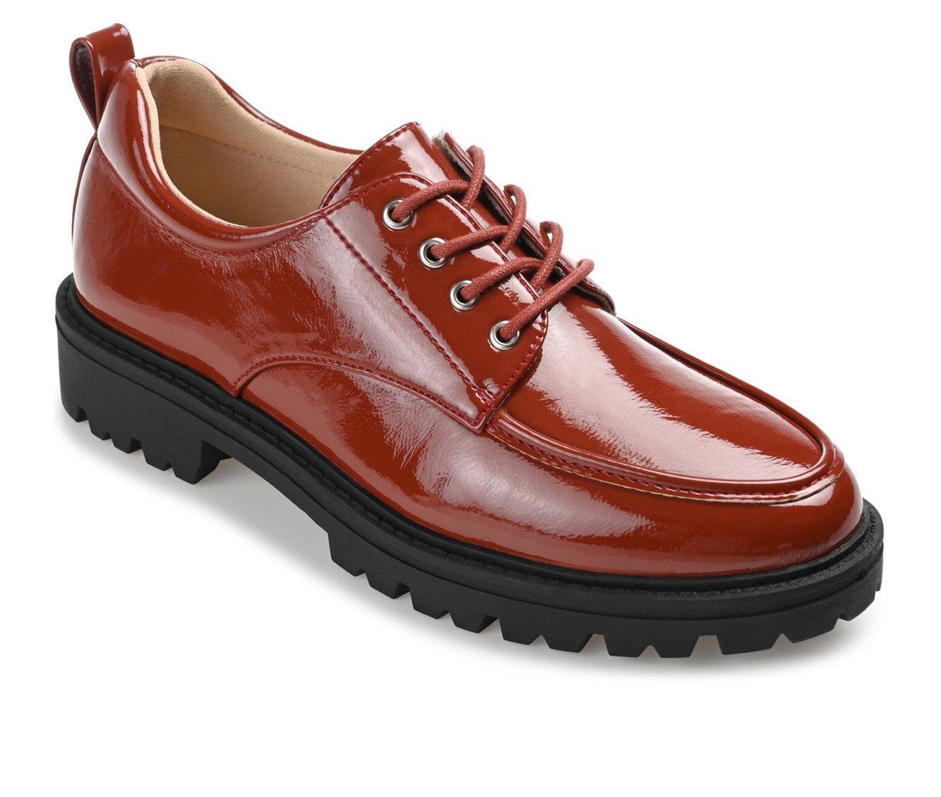 Women's Journee Collection Zina Lugged Oxfords Product Image
