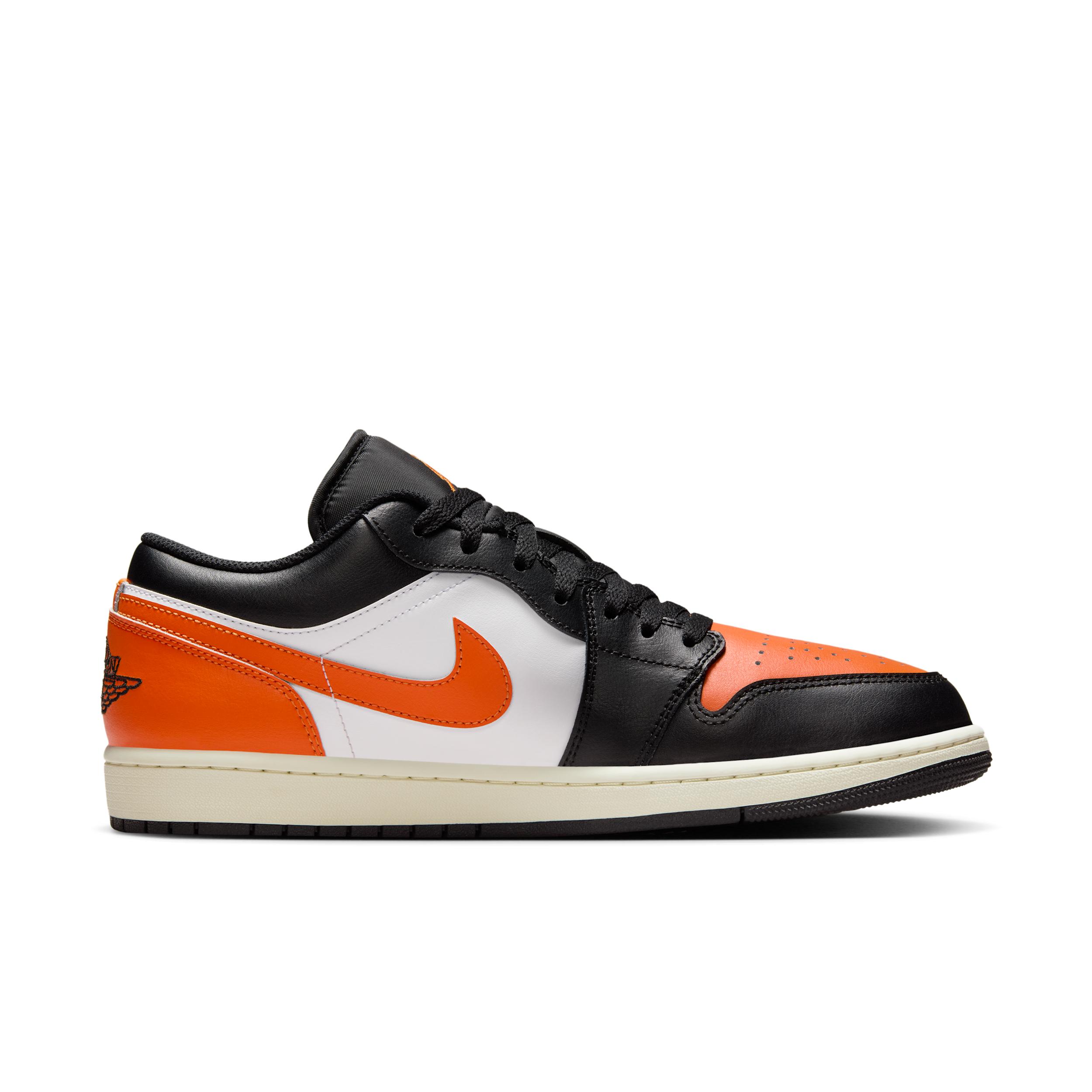 Mens Air Jordan 1 Low Shoes | 553558-081 Product Image