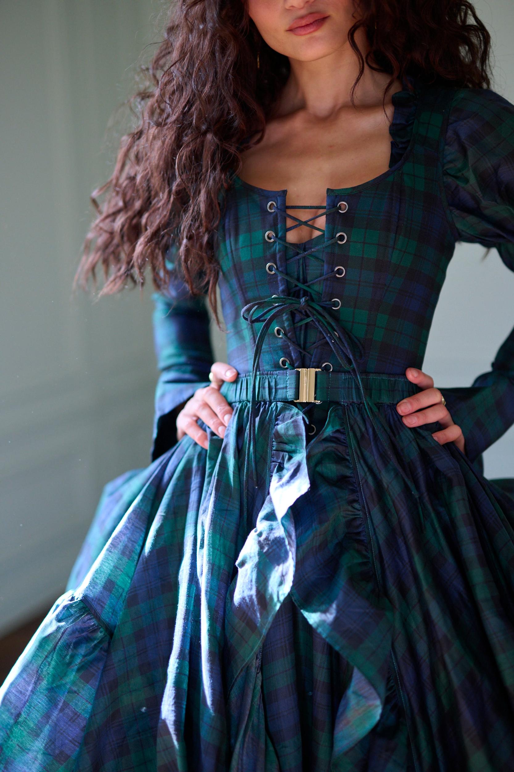 The Scotland Plaid Duchess Tournure Product Image