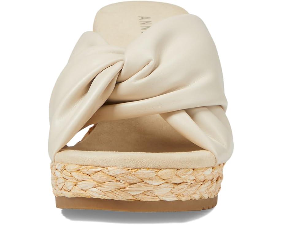 Pileni Product Image