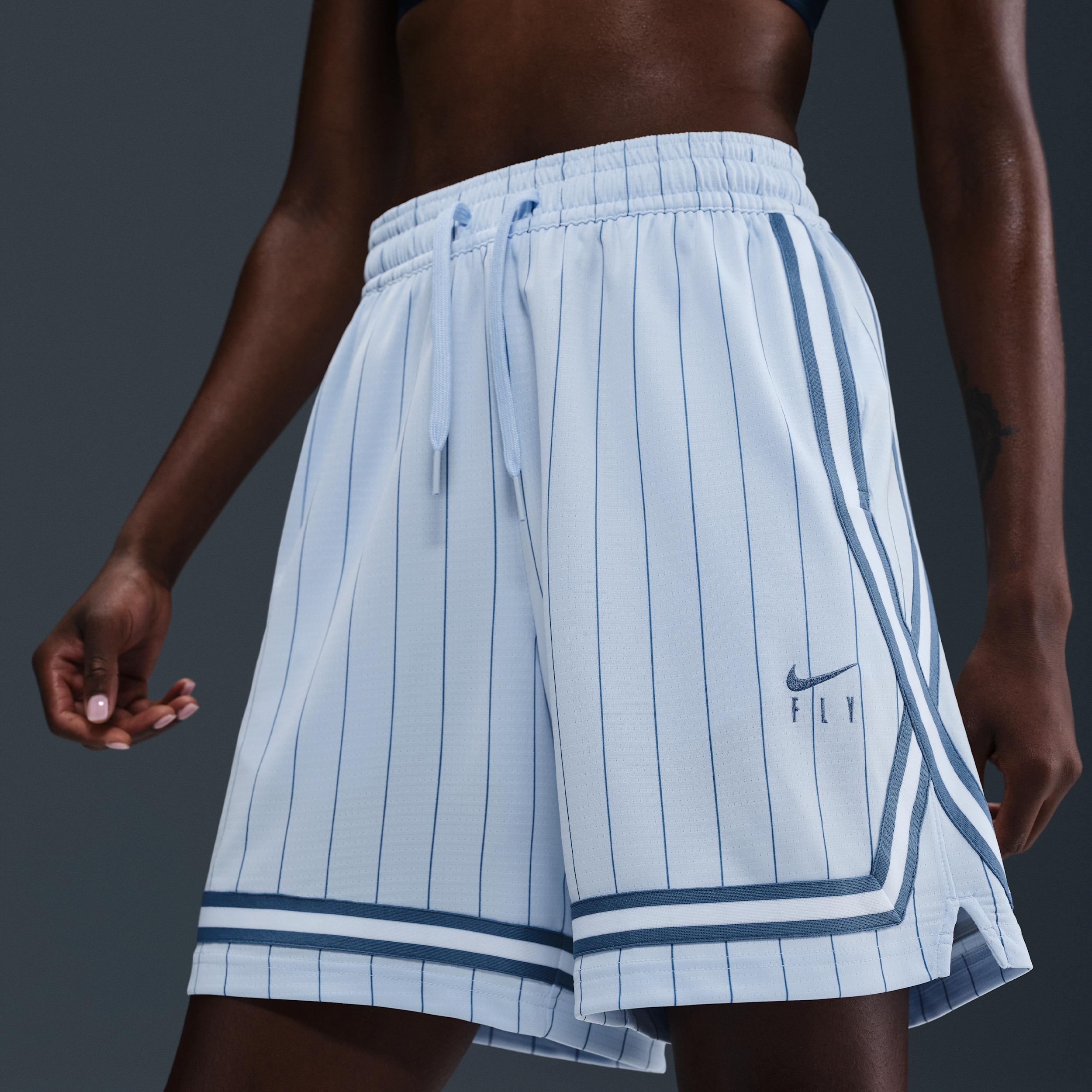 Nike Womens Fly Crossover Basketball Shorts | FZ5510-423 Product Image