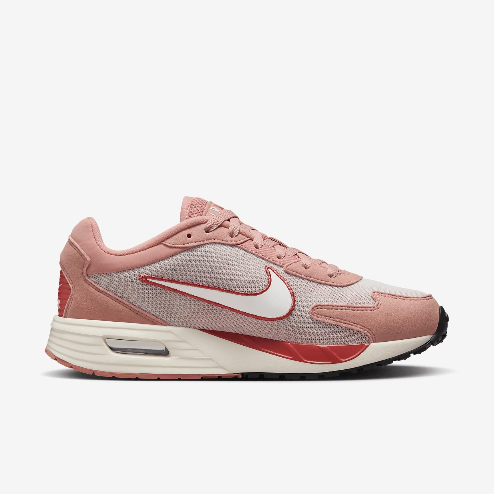 Nike Air Max Solo Women's Shoes Product Image