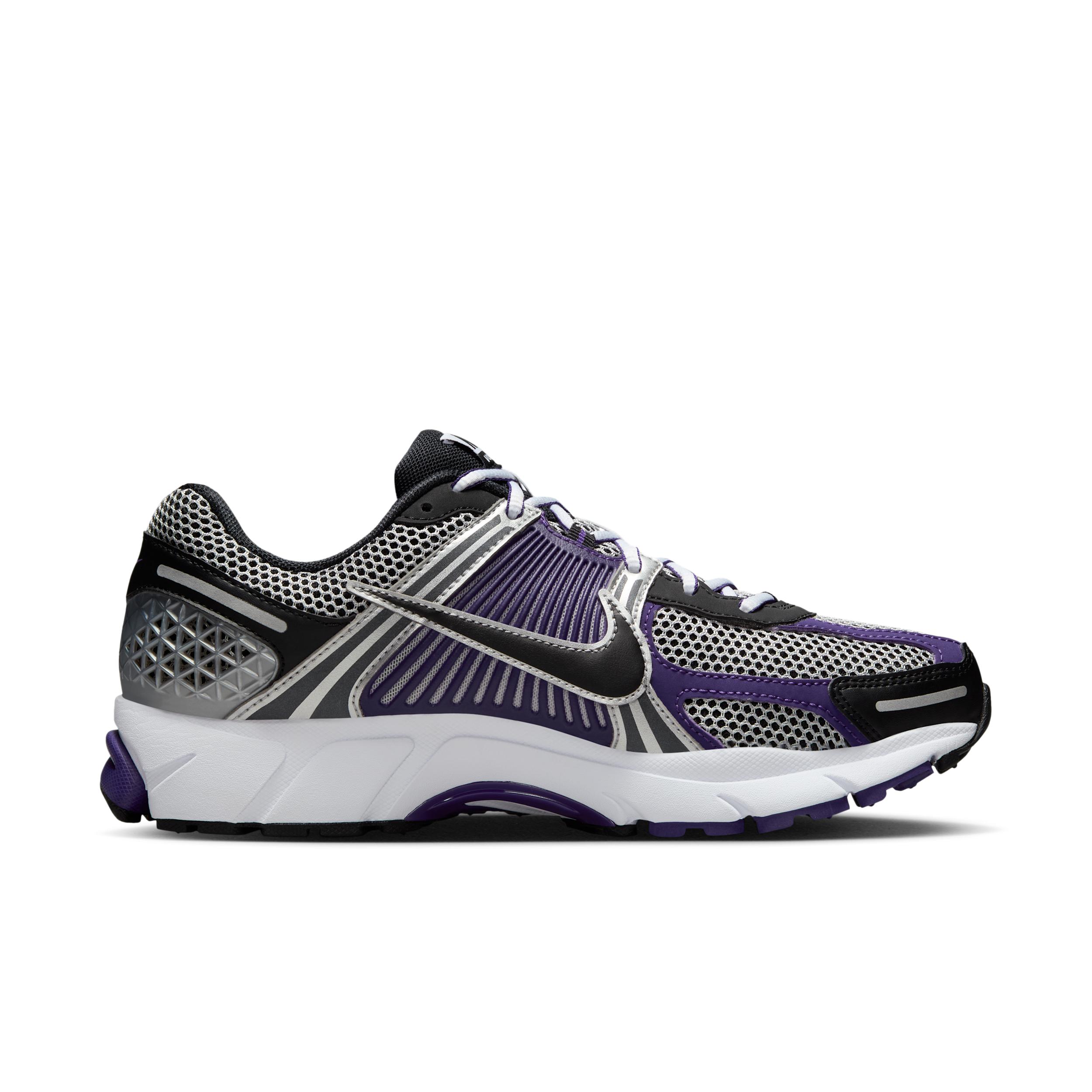 Nike Mens Zoom Vomero 5 Shoes | IM2220-095 Product Image