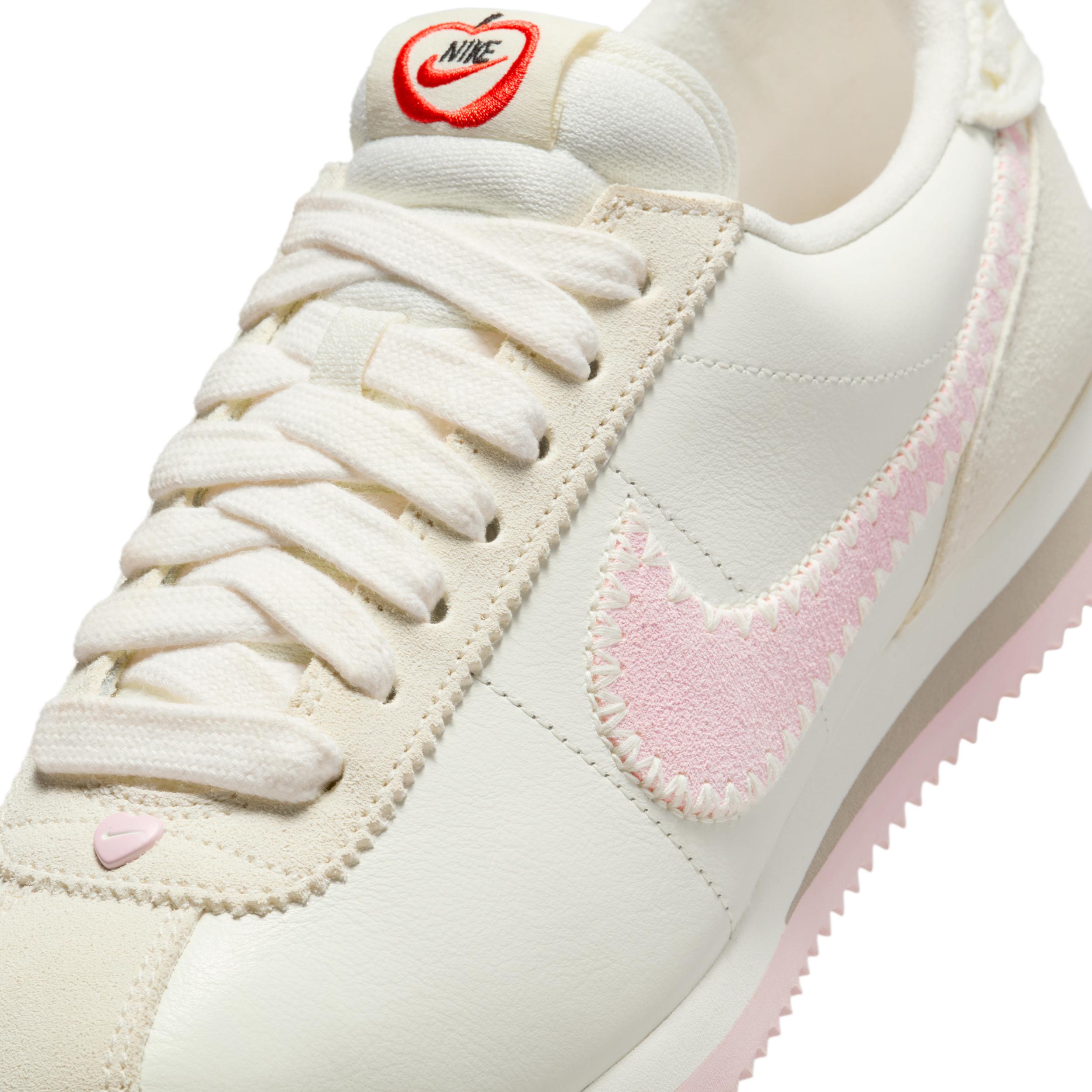 Womens Nike Cortez Leather Casual Shoes Product Image