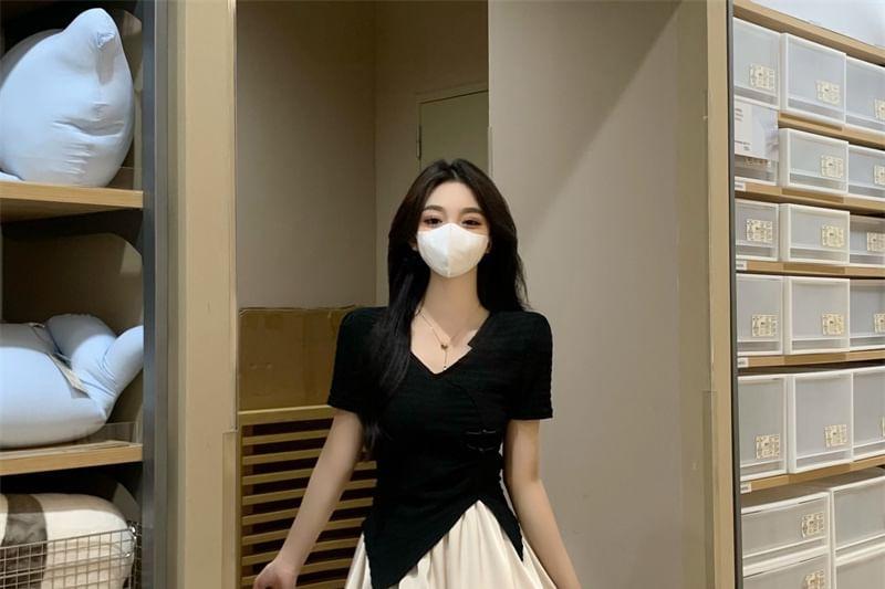 Short-Sleeve V-Neck Plain Slit Knit Top / High Rise Plain Maxi A-Line Skirt Product Image