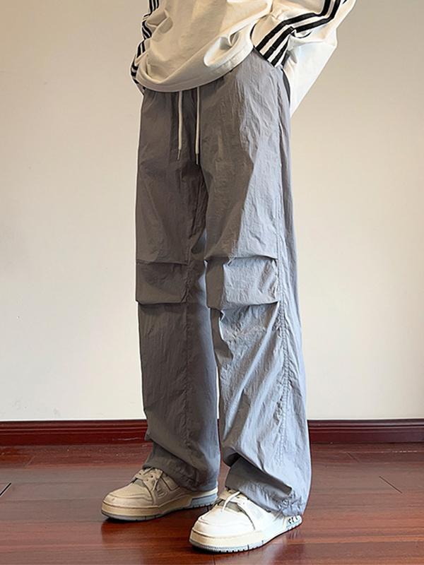 Men's Pleated Lightweight Straight Leg Pants Product Image