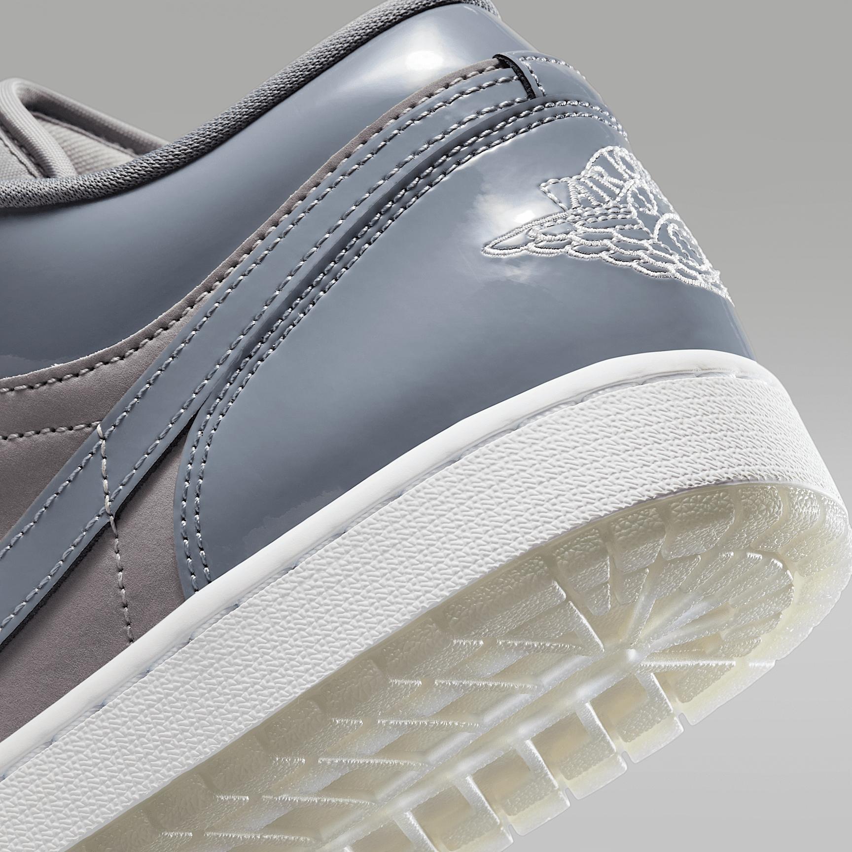 Jordan Mens Air Retro 1 Low SE Casual Shoes Product Image