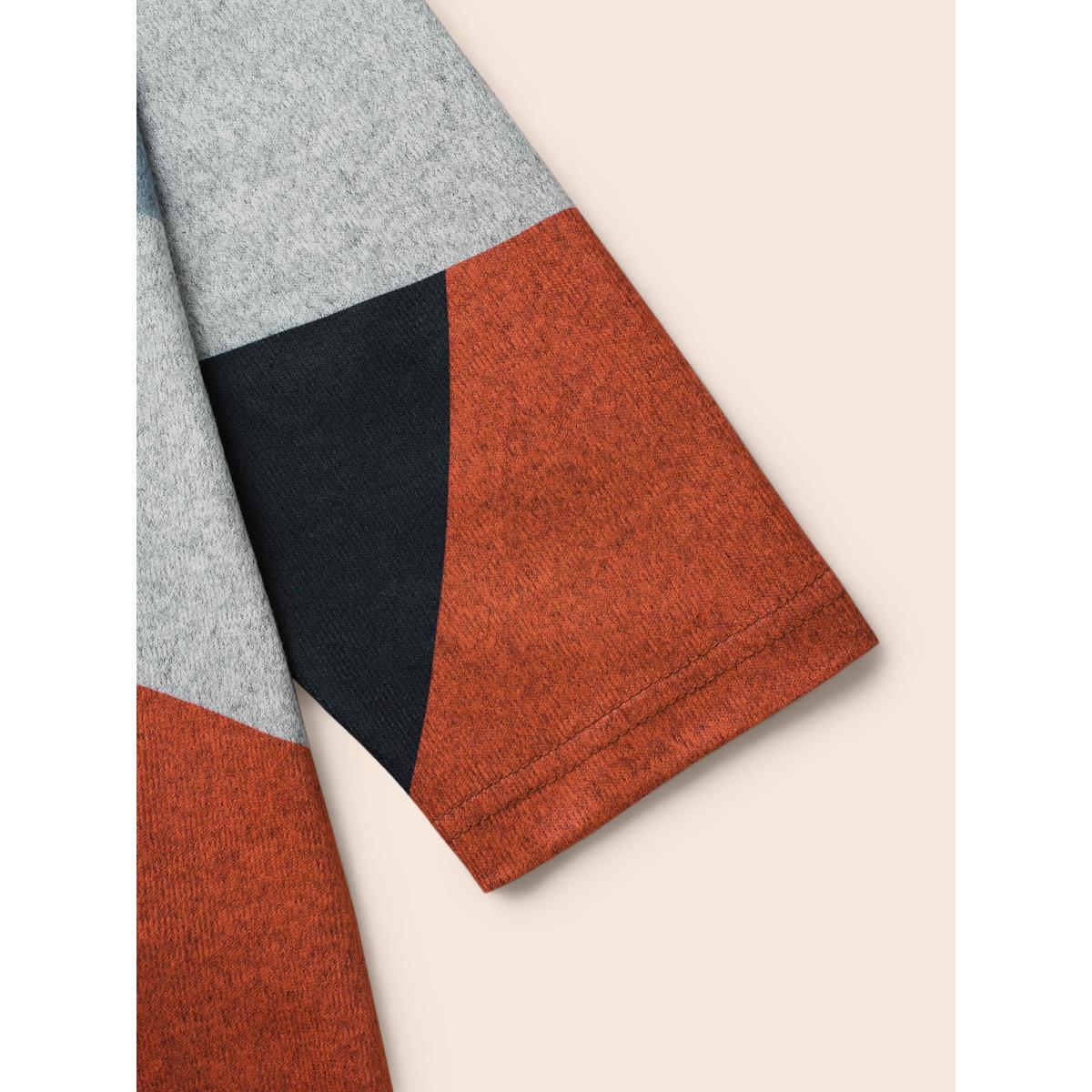 Plus Size Round Neck Colorblock Contrast T-shirt Multicolor Women Casual Contrast Non Everyday T-shirts BloomChic 22-24/3X Product Image