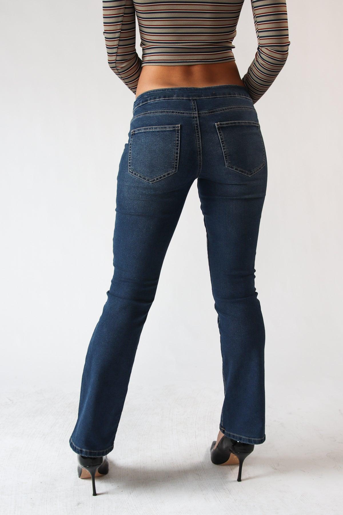 Low Rise Bootcut Belted Jeans Product Image
