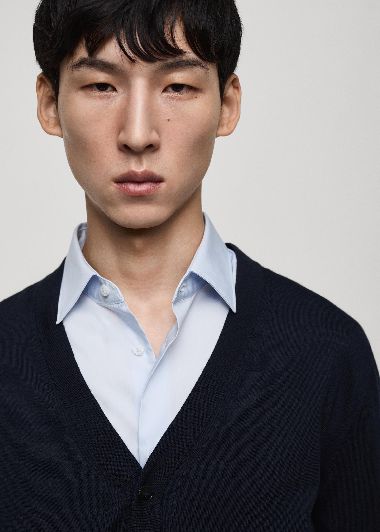 100% merino wool cardigan - Men | MANGO USA Product Image