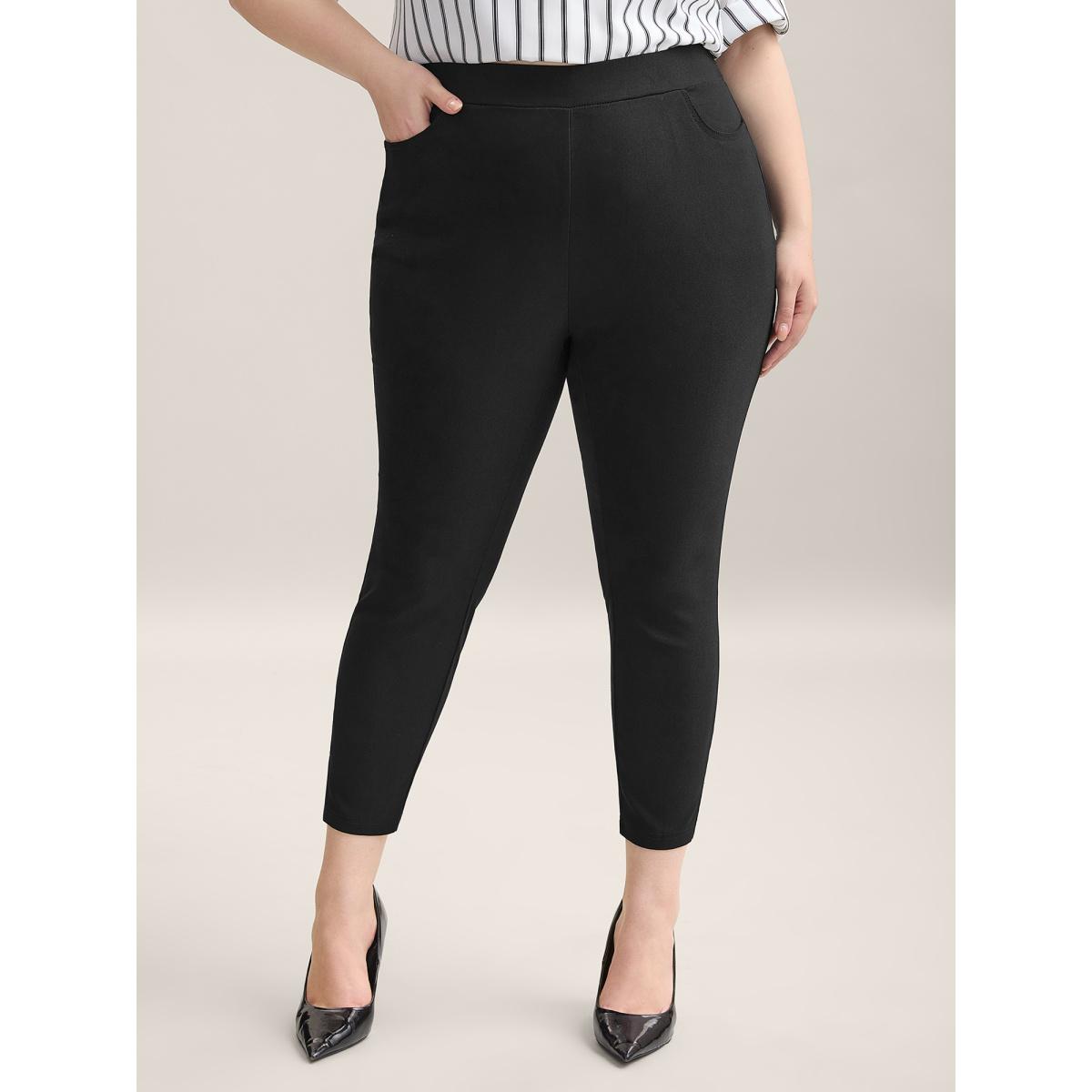 Plus Size Stretch Split Hem Pockets Skinny Pants Women Black Office Skinny Mid Rise Office Pants BloomChic 12/L Product Image