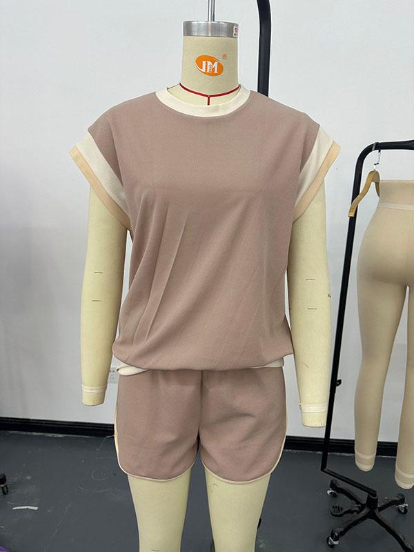 Contrast Color Short Sleeves Round-Neck T-Shirt + Elasticity Shorts Two Pieces Set Product Image