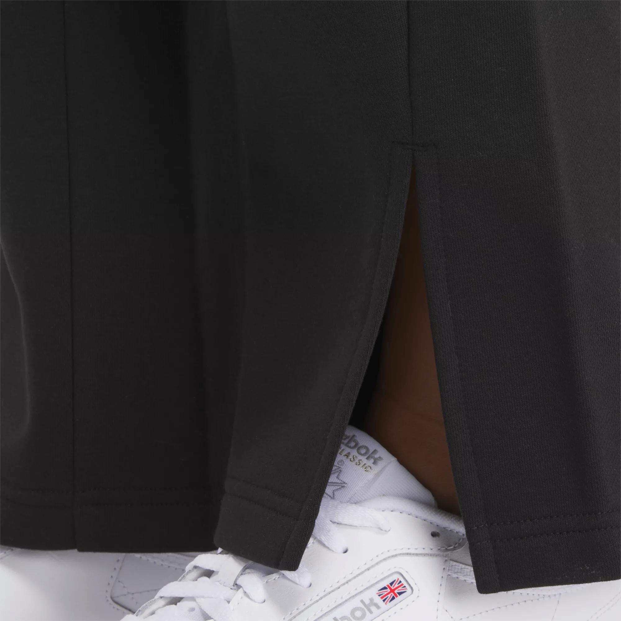 Women's Classics Wardrobe Essentials Fleece Pants Female Product Image