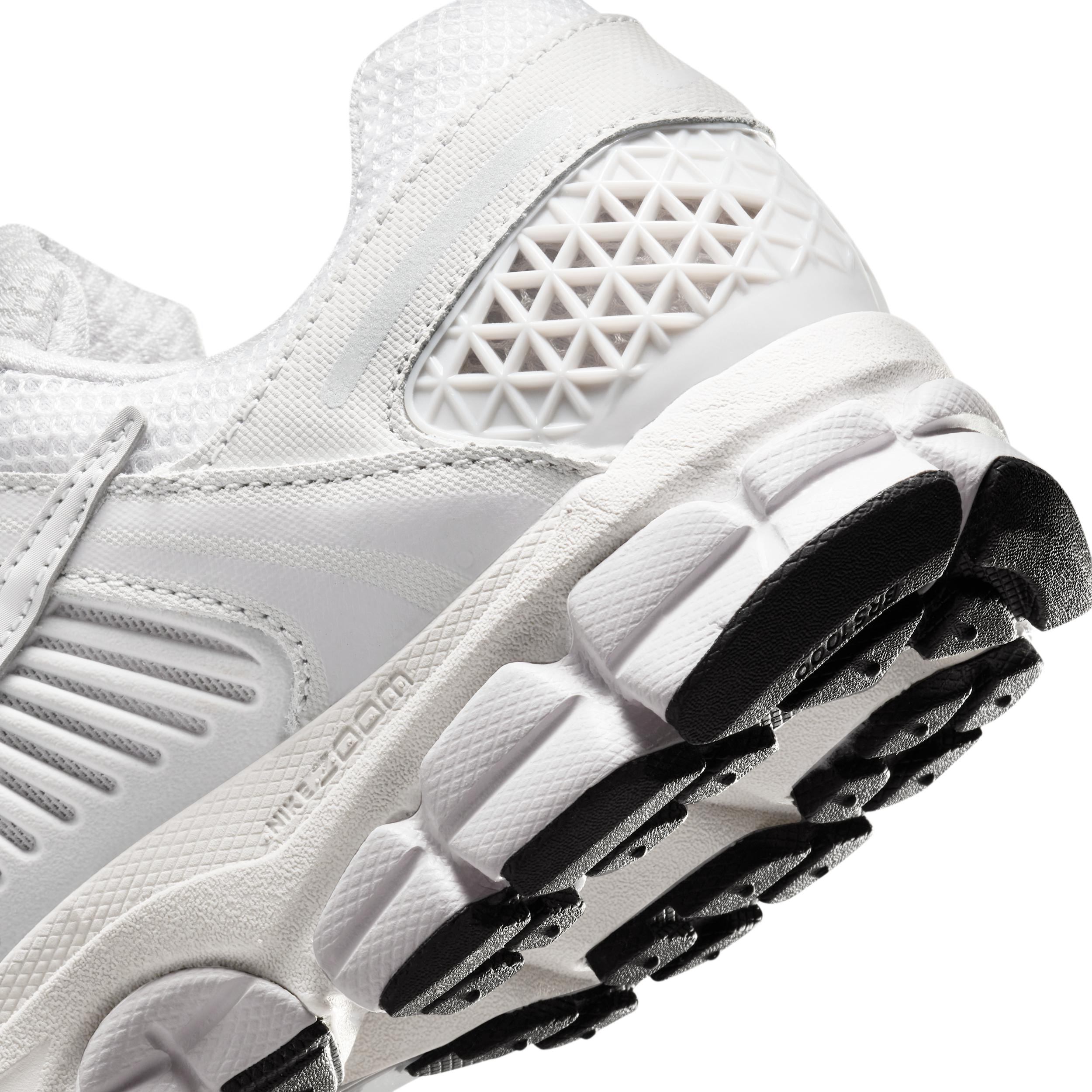 Nike Women's Zoom Vomero 5 Shoes Product Image