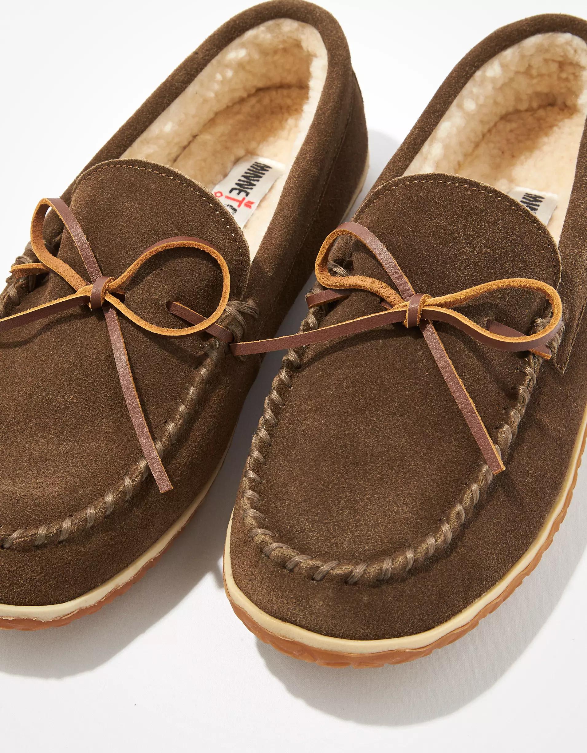 Minnetonka Men's Tomm Moccasin Product Image