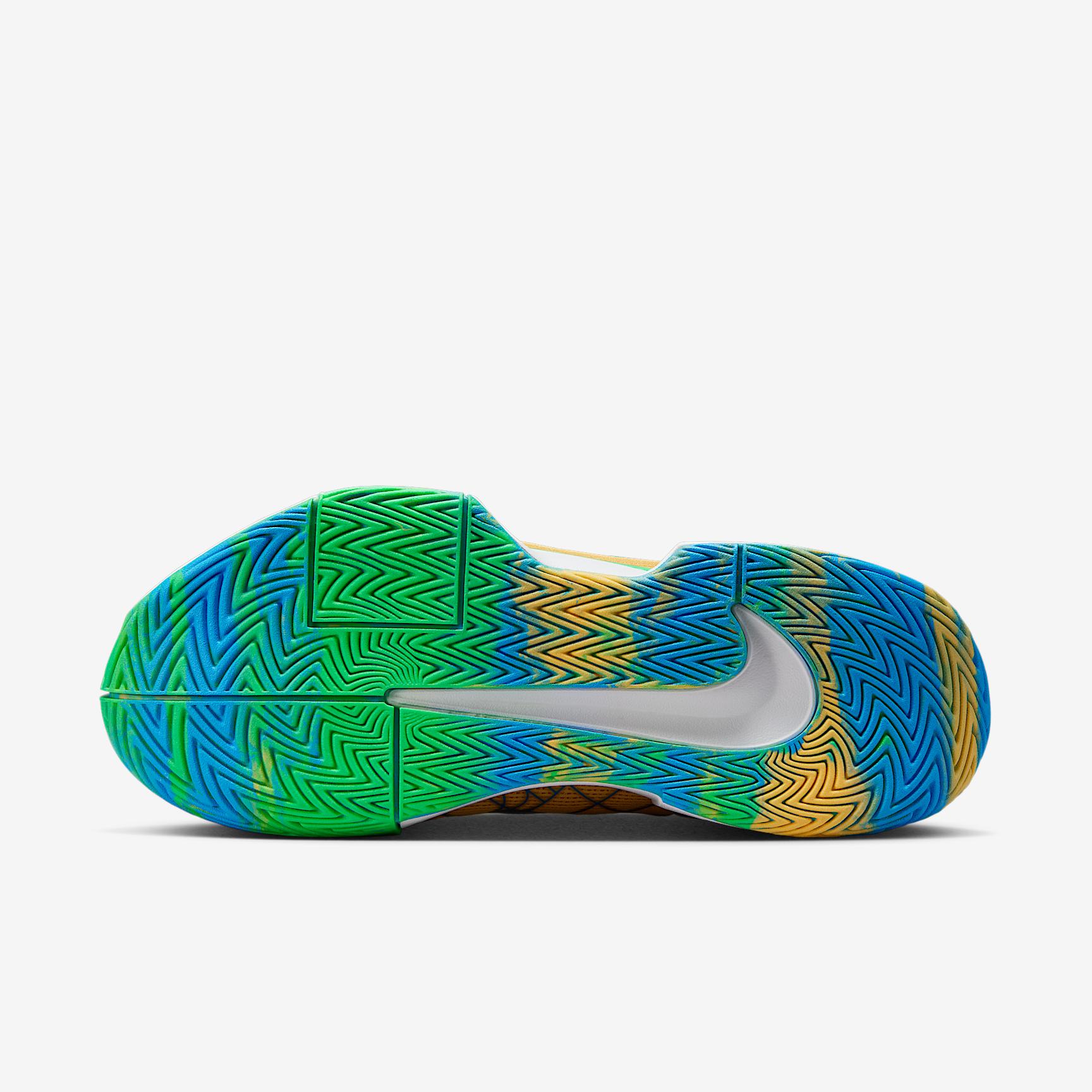 Nike Women's Zoom Challenge Pickleball Shoes Product Image