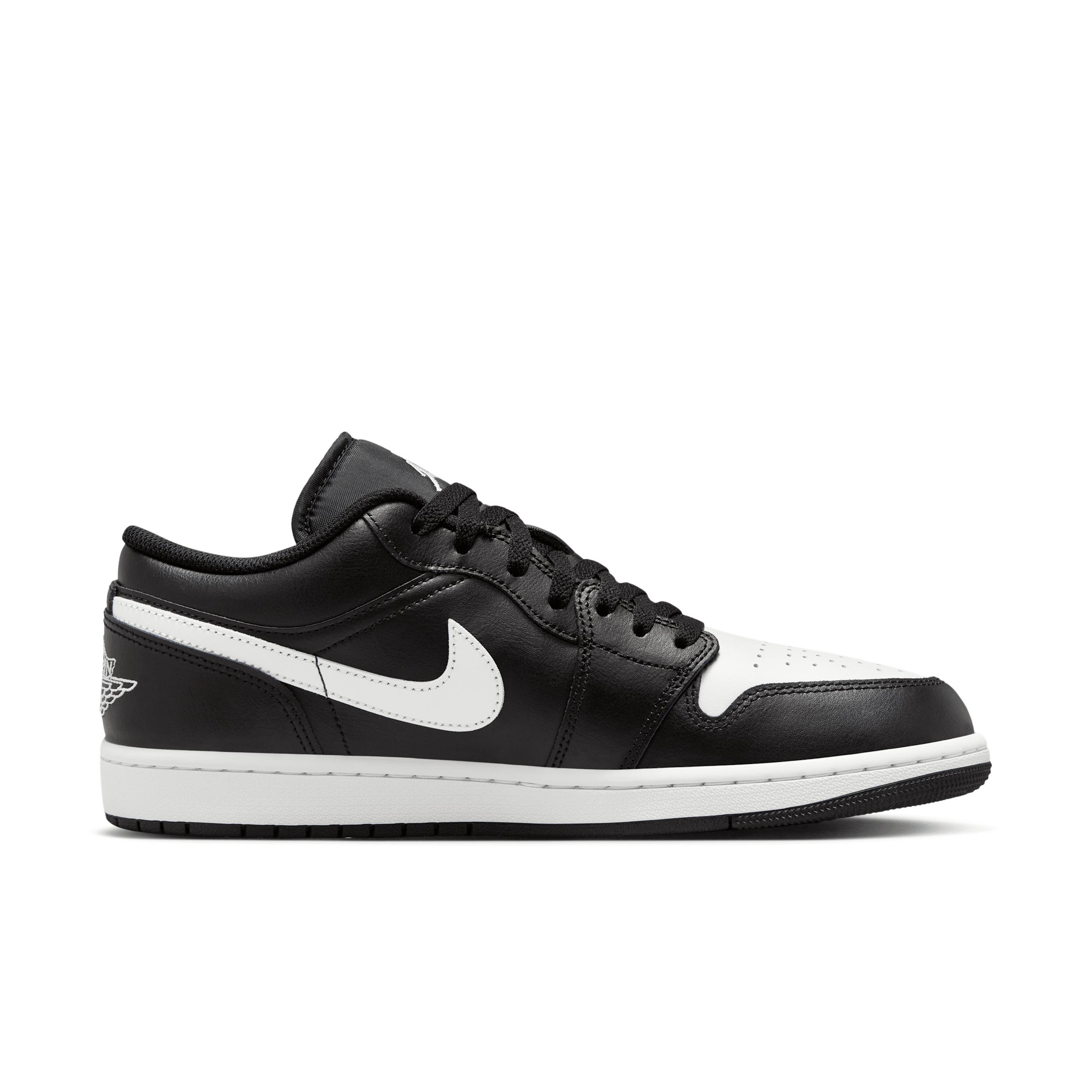 Mens Air Retro 1 Low Casual Shoes Product Image