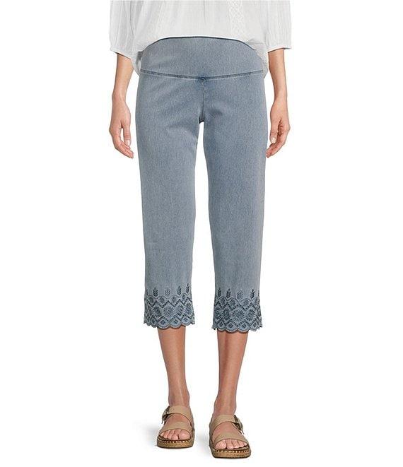 Intro Love the Fit Embroidered Hem Tummy Control Capri Leggings Product Image