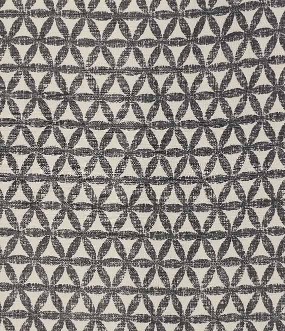 Roundtree & Yorke Short Sleeve Medium Geometric Print Sport Shirt Product Image