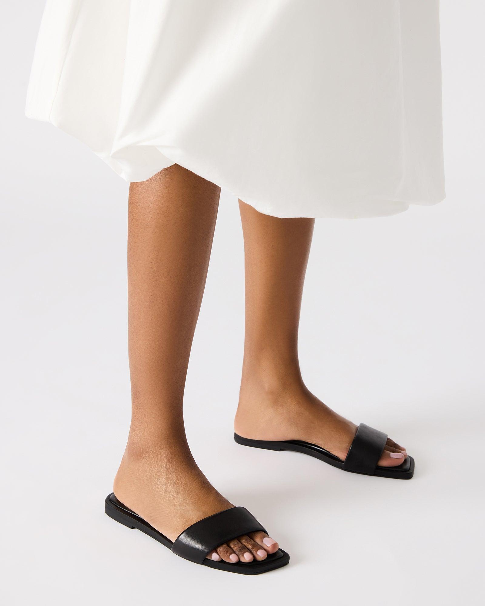 LUMINA RHINESTONES Female Product Image