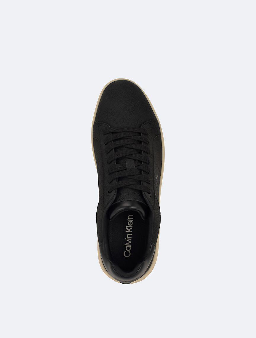 Men's Wonlin Sneaker Product Image