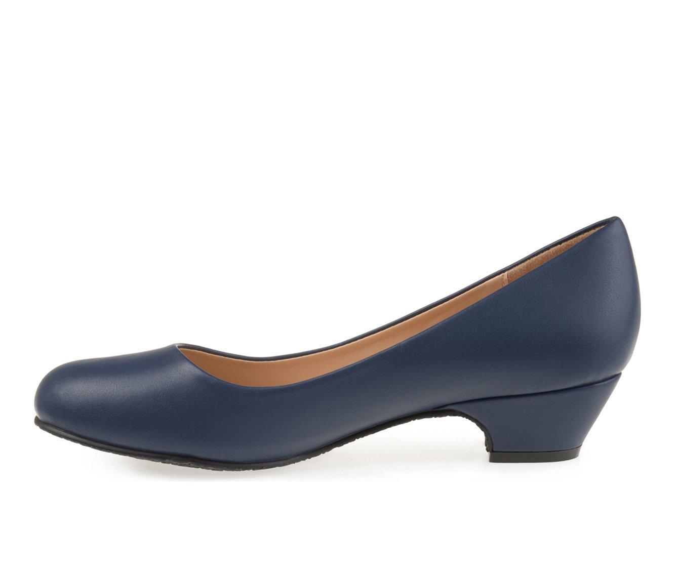Women's Journee Collection Saar Pumps Product Image