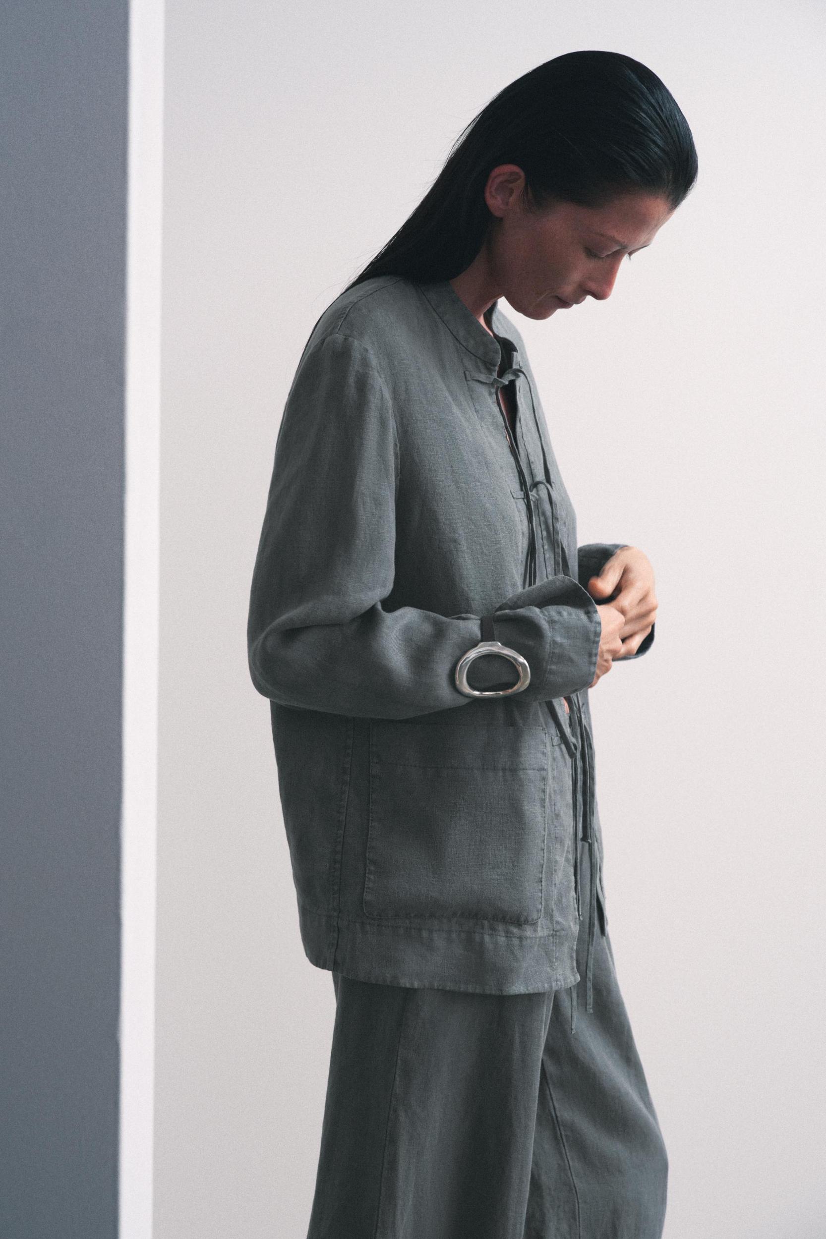 ZW COLLECTION PLEATED LINEN PANTS Product Image