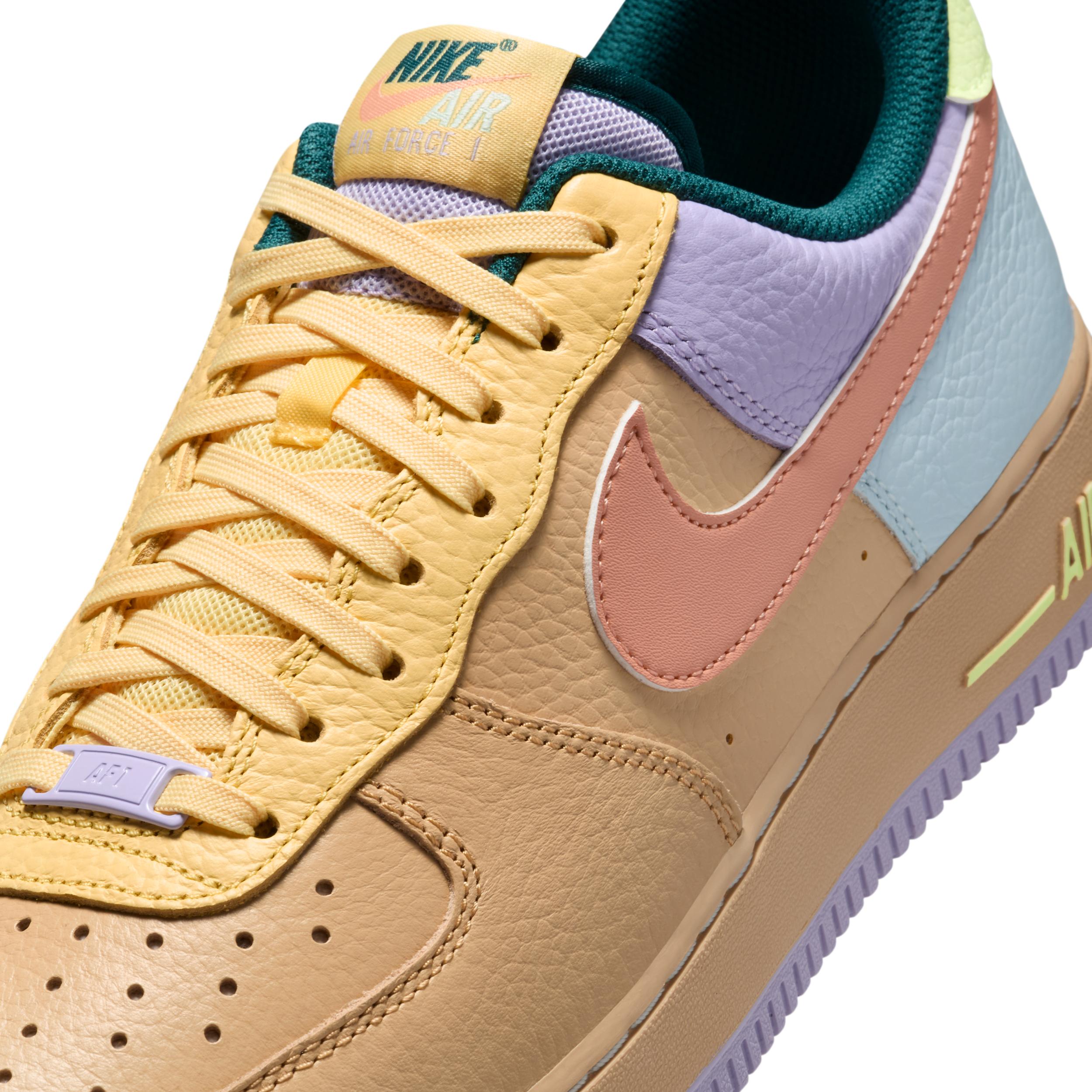 Nike Air Force 1 '07 Men's Shoes Product Image