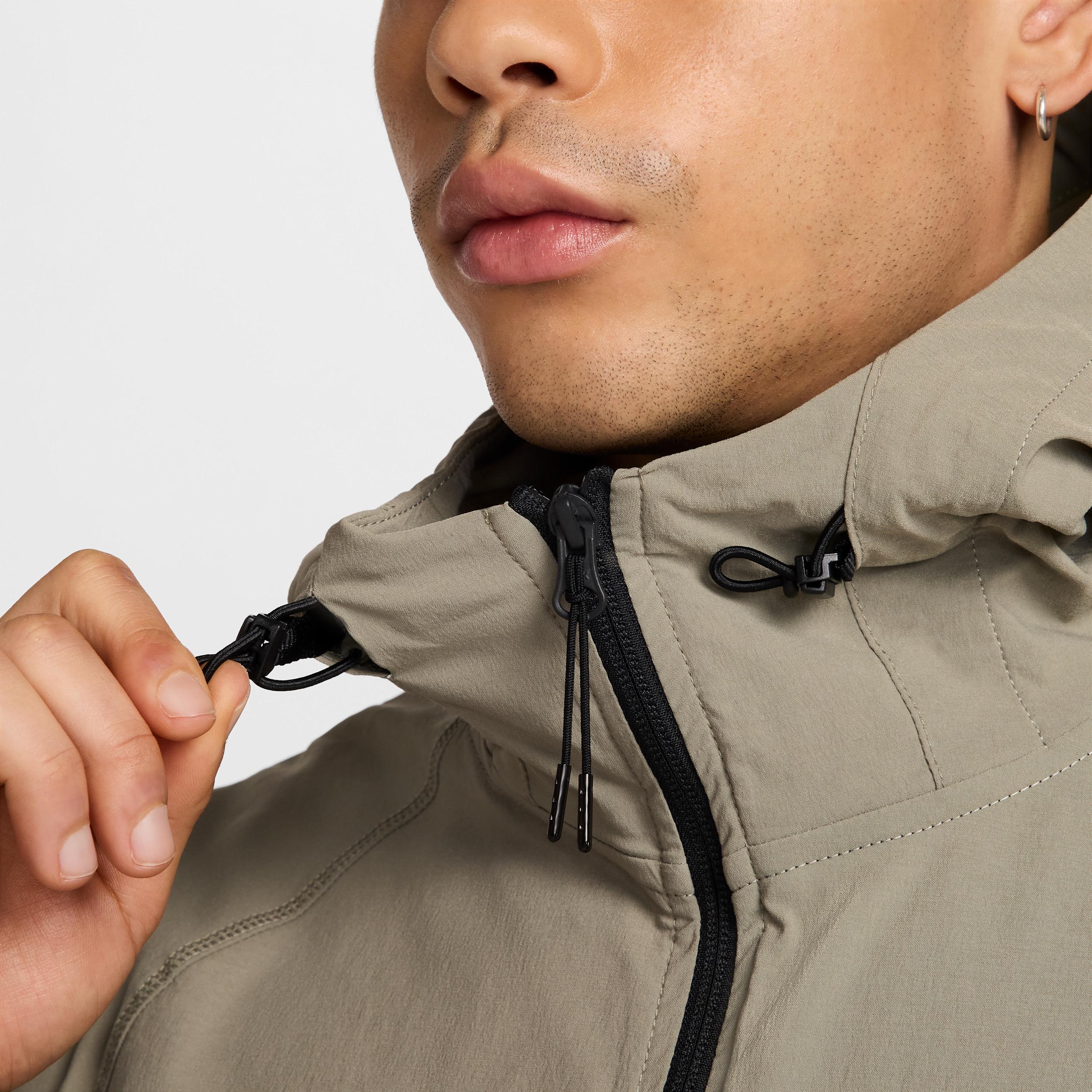 Nike Men's Tech Woven Jacket Product Image