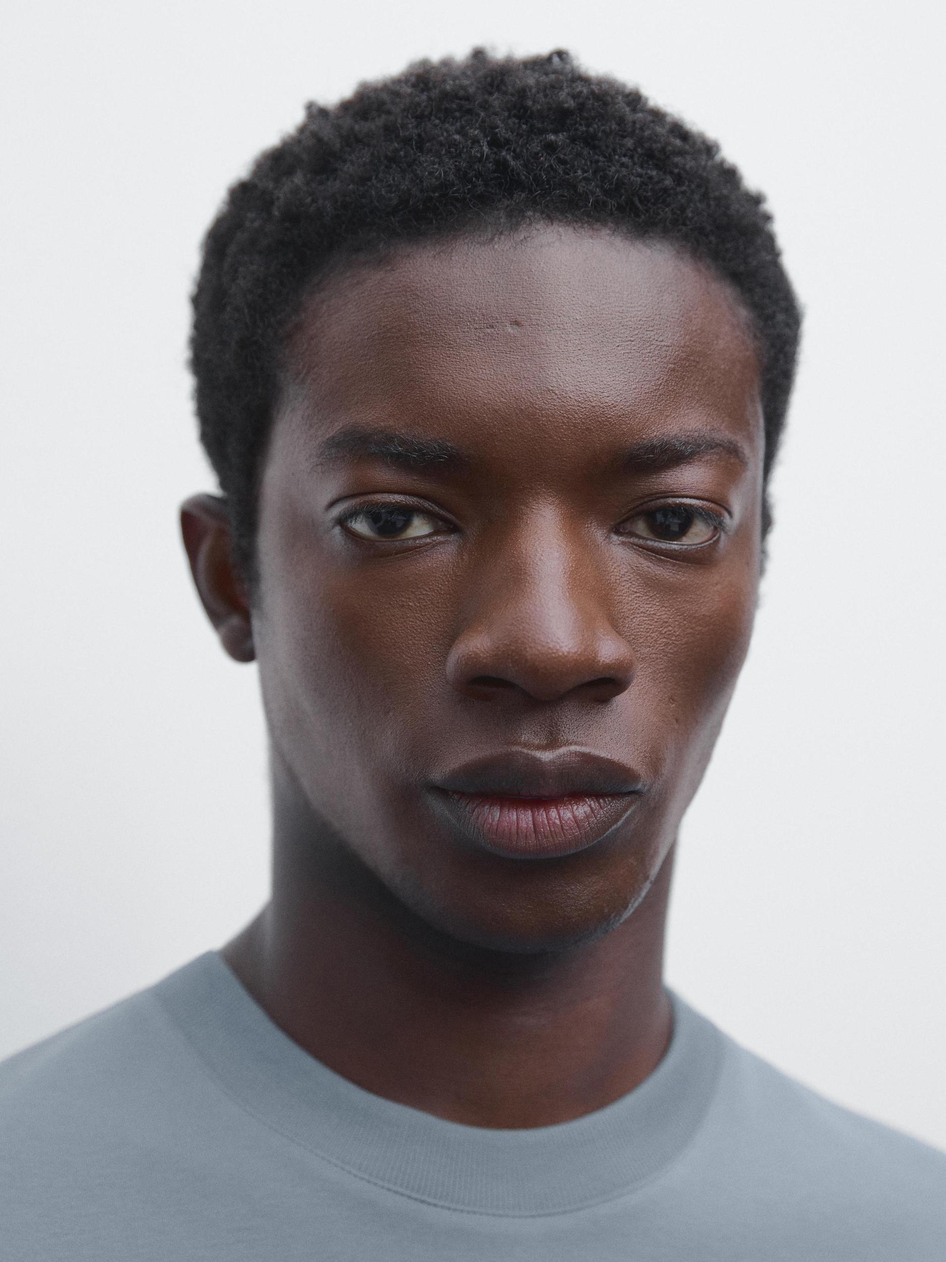 T-shirt medium weight 100% cotton Product Image