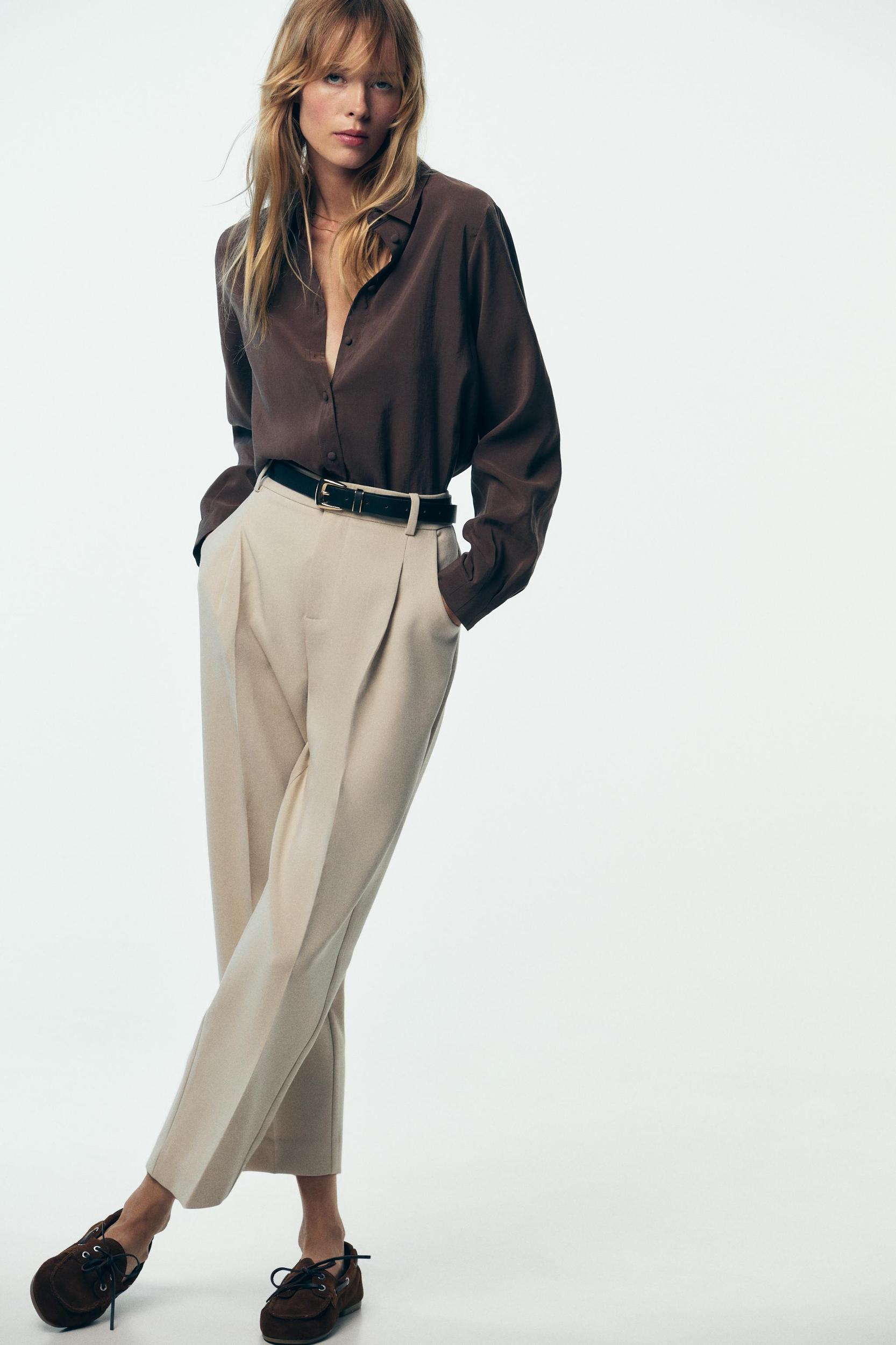 BELTED PLEATED PANTS Product Image