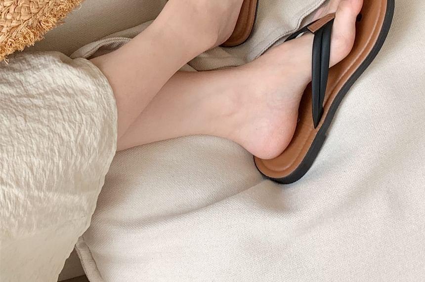 Flat Flip-Flops Product Image