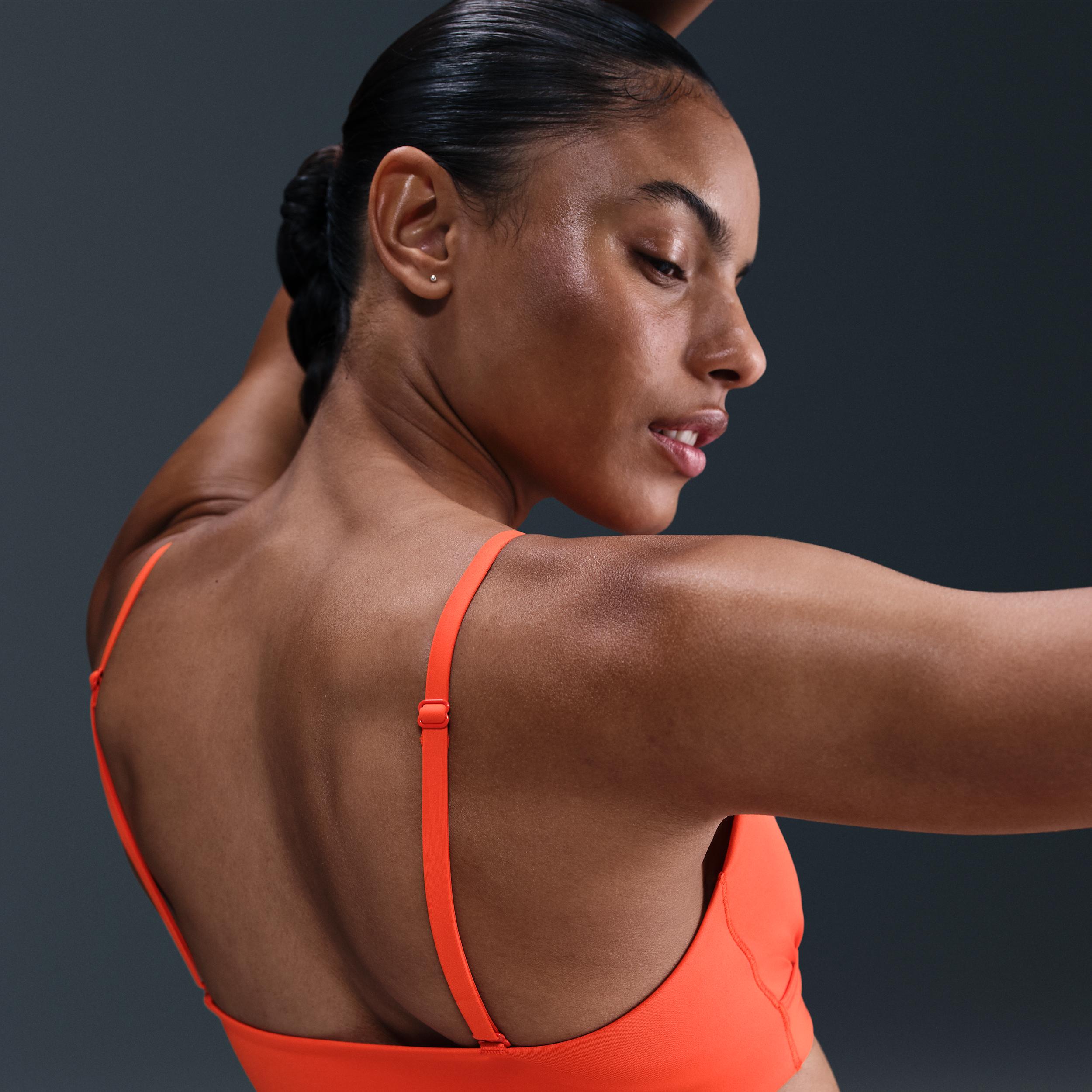 Nike Womens Form Light-Support Non-Padded Triangle Sports Bra | HQ7003-633 Product Image