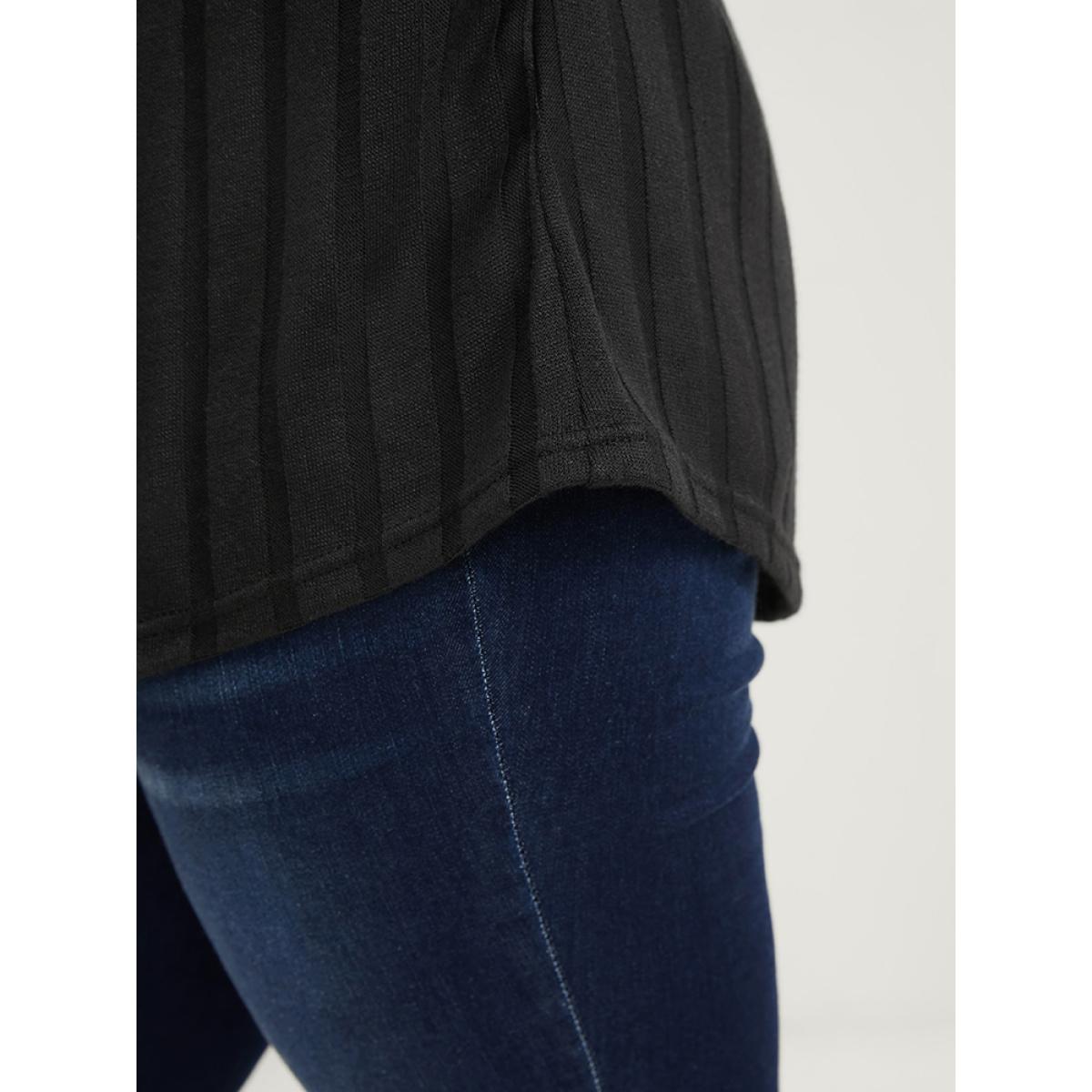 Plus Size Solid Button Rib Knit Arc Hem Hooded Sweatshirt Women Black Elegant Arc Hem Hooded Dailywear Sweatshirts BloomChic 28/5X Product Image