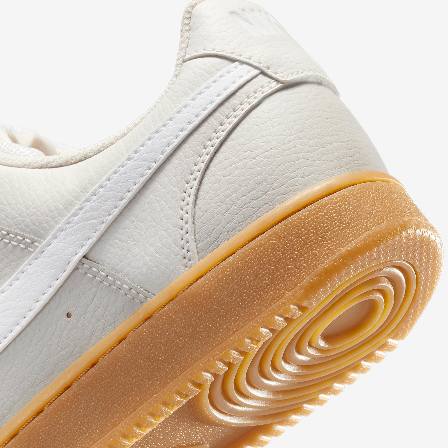 Nike Court Vision Low Women's Shoes Product Image