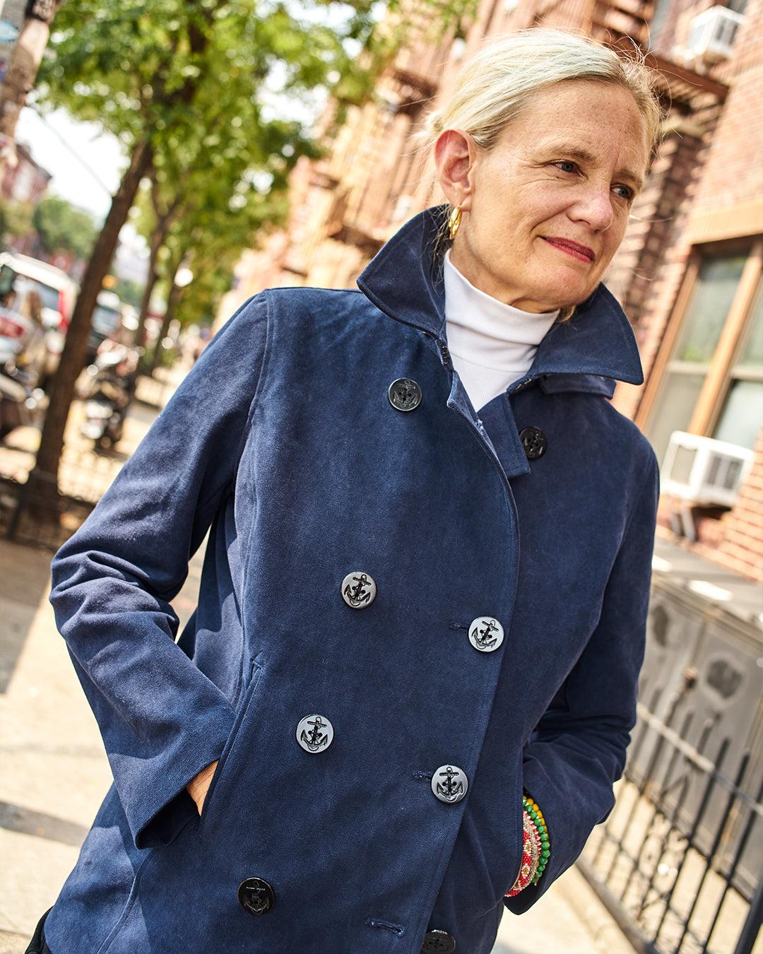 Women's Cropped Peacoat in Navy Product Image