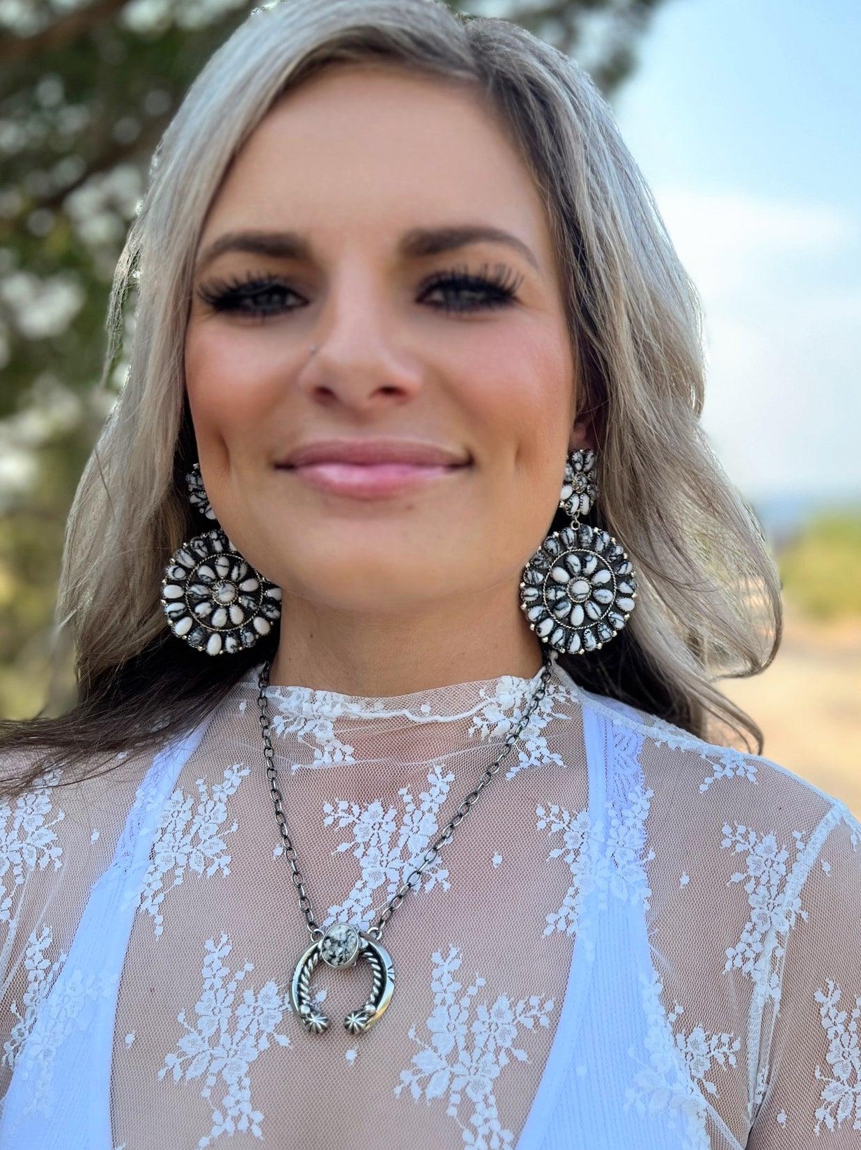 Bilaganna Navajo Sterling Silver Earrings Product Image