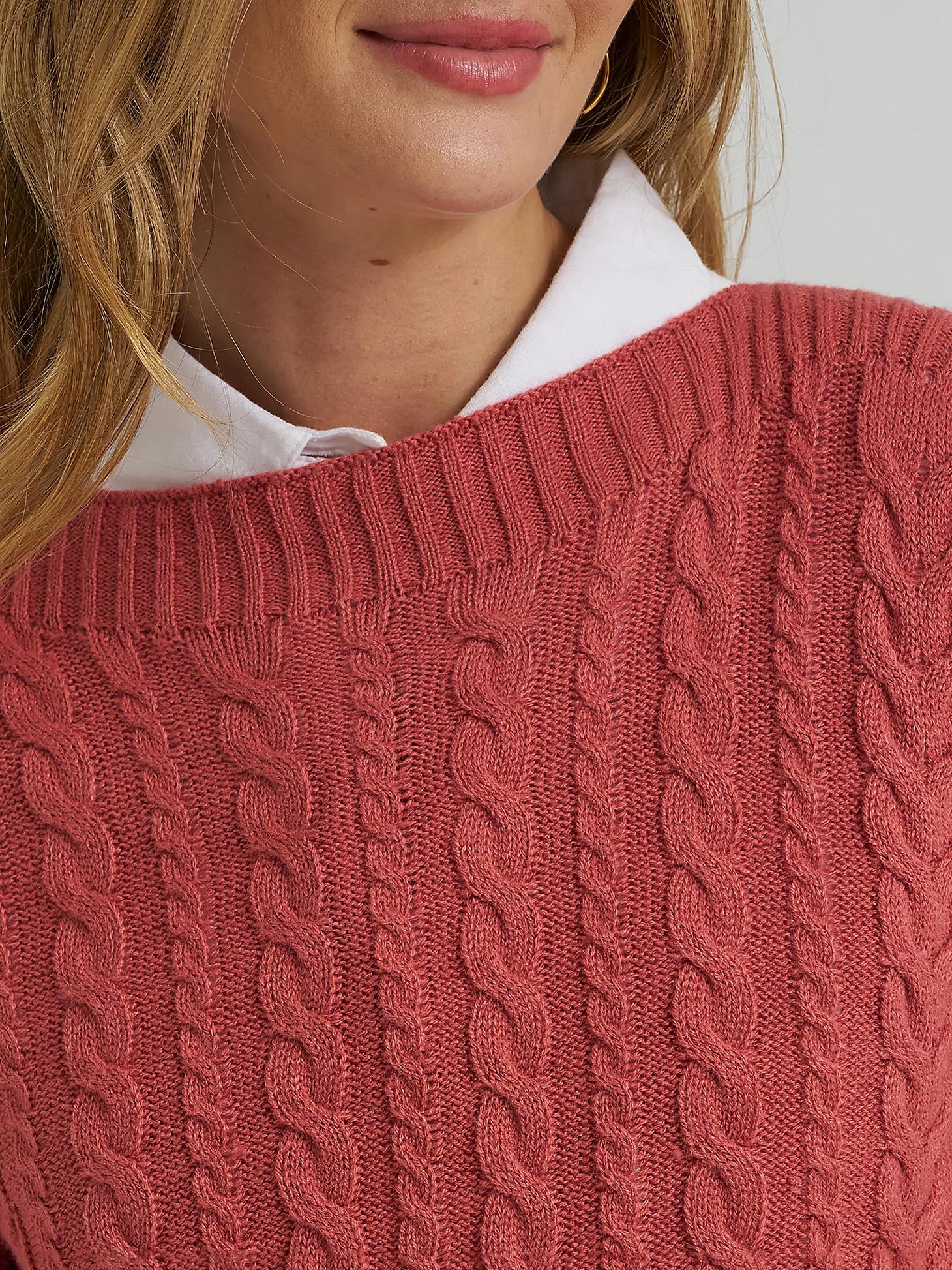 Women's Curved Hem Cable Knit Sweater | Women's Tops & Tees | Lee® Product Image