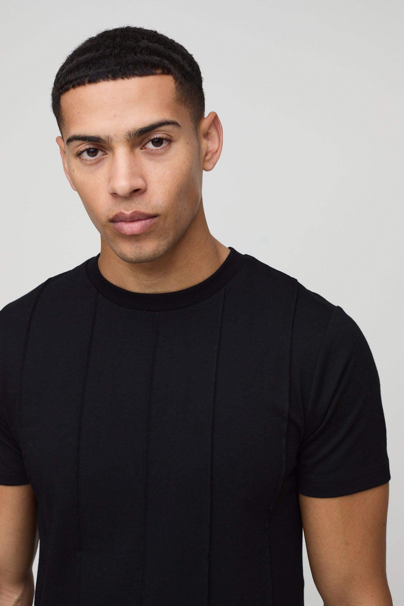 Slim Fit Pintuck Detail T-Shirt | boohooMAN USA Product Image