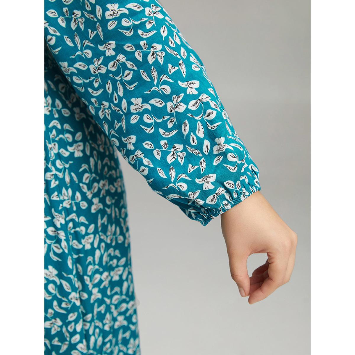 Plus Size Supersoft Essentials Ditsy Floral Shirred Pocket Dress Cerulean Women Elegant Elastic cuffs V-neck Long Sleeve Curvy Midi Dress BloomChic 26/4X Product Image