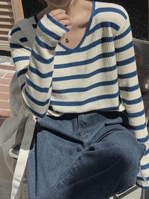 V Neck Stripe Long Sleeve Knit Product Image