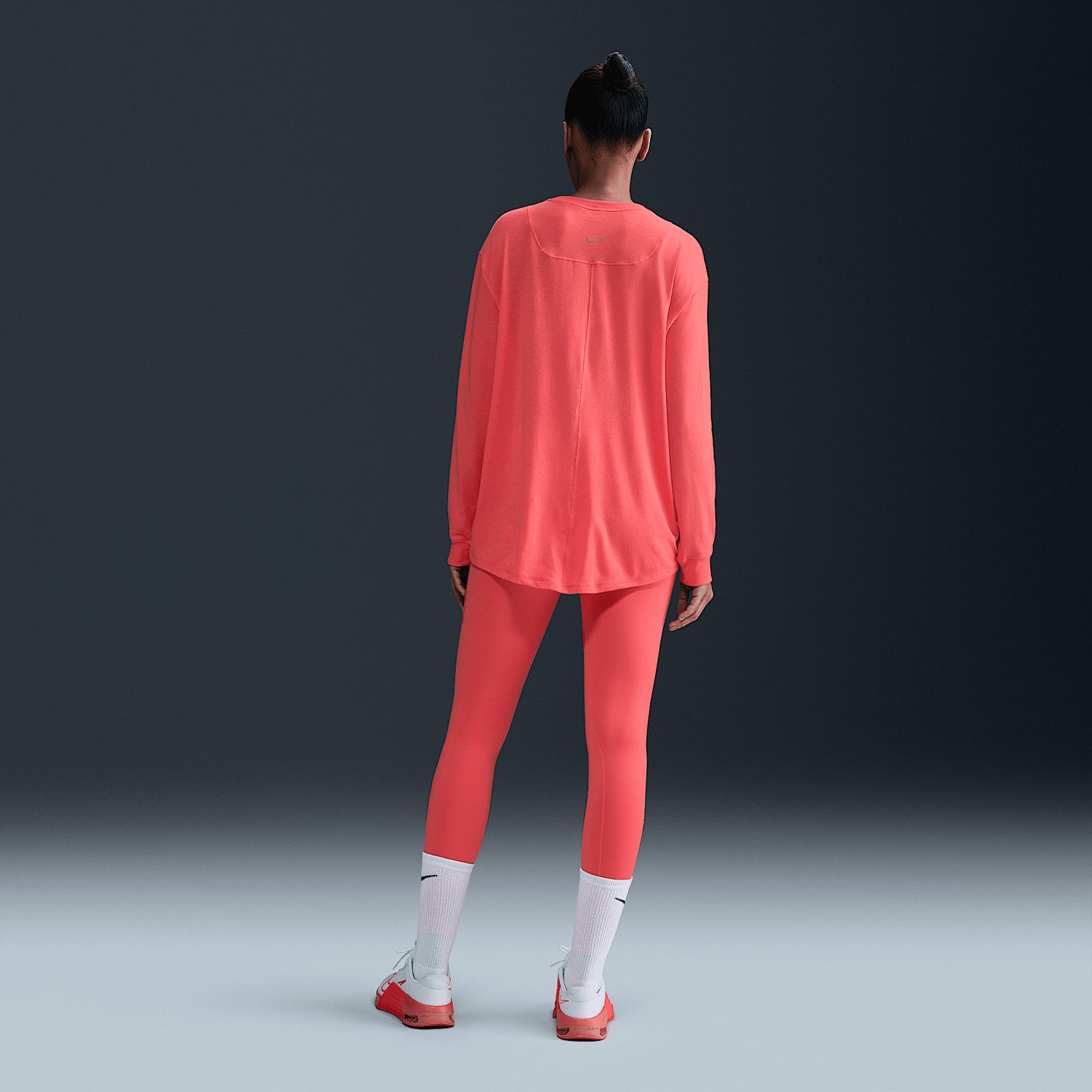 Nike One Relaxed Women's Dri-FIT Long-Sleeve Top Product Image