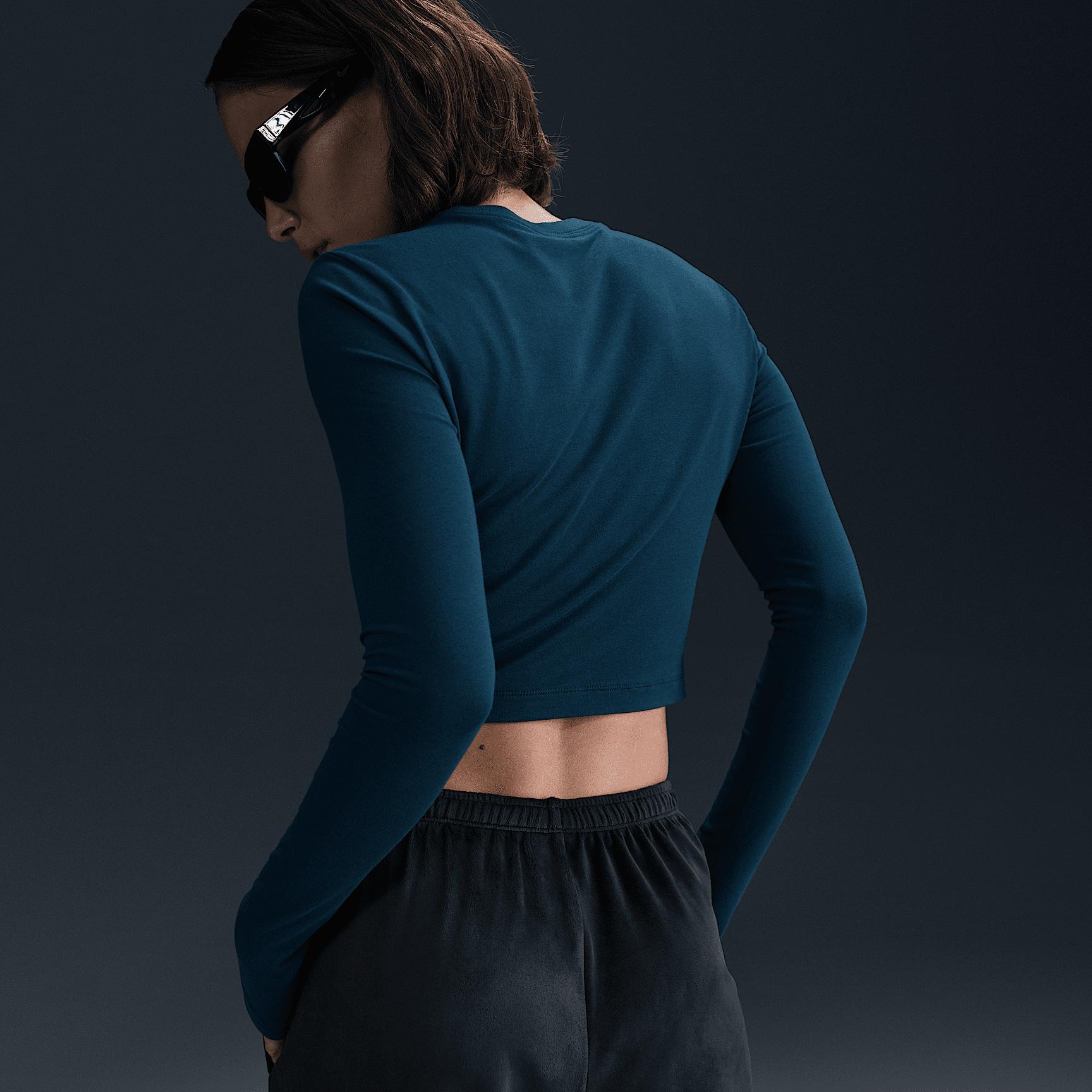 Nike Sportswear Chill Knit Women's Slim Long-Sleeve Cropped Top Product Image